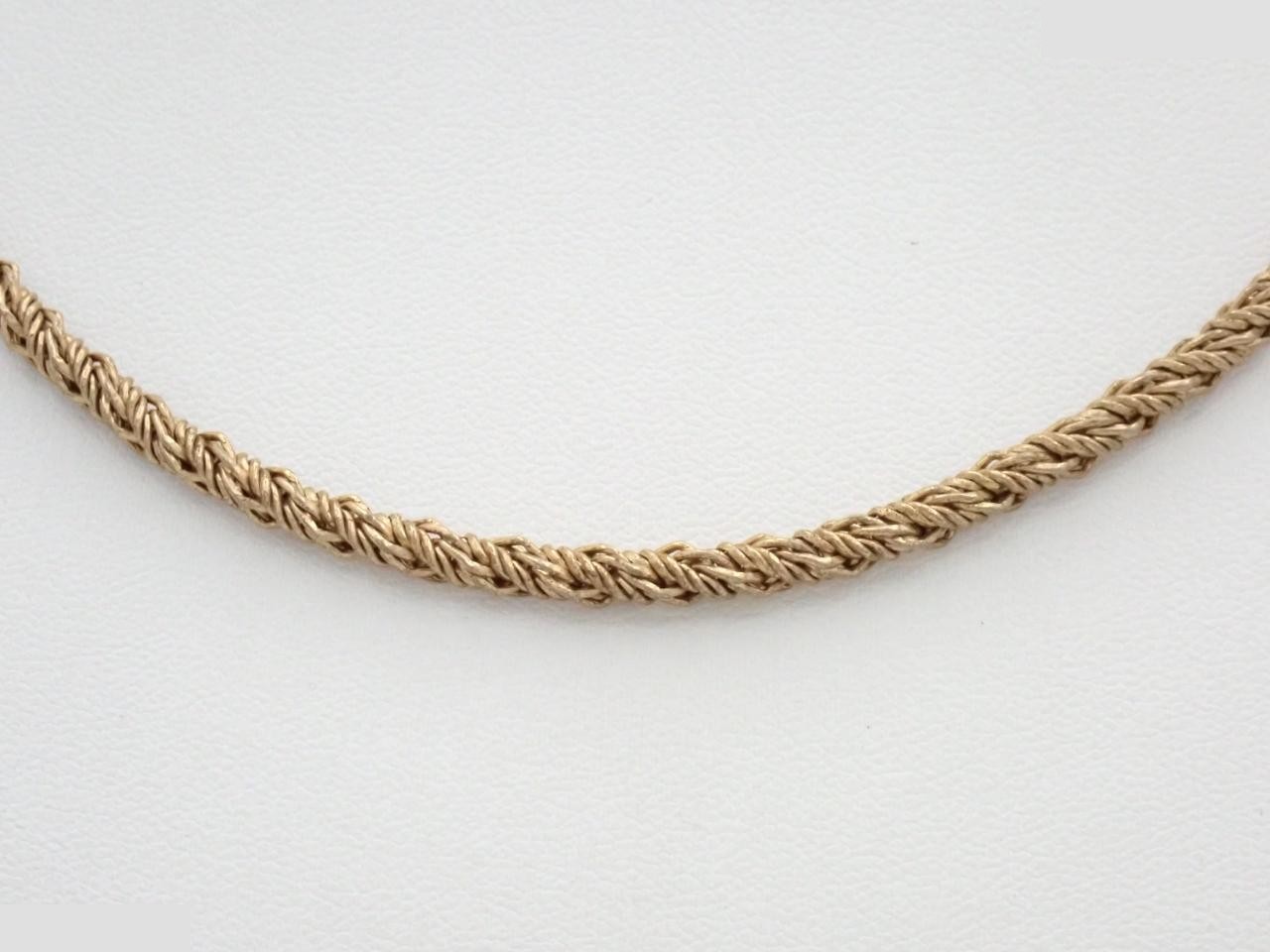 Necklace, chain approximately 40cm