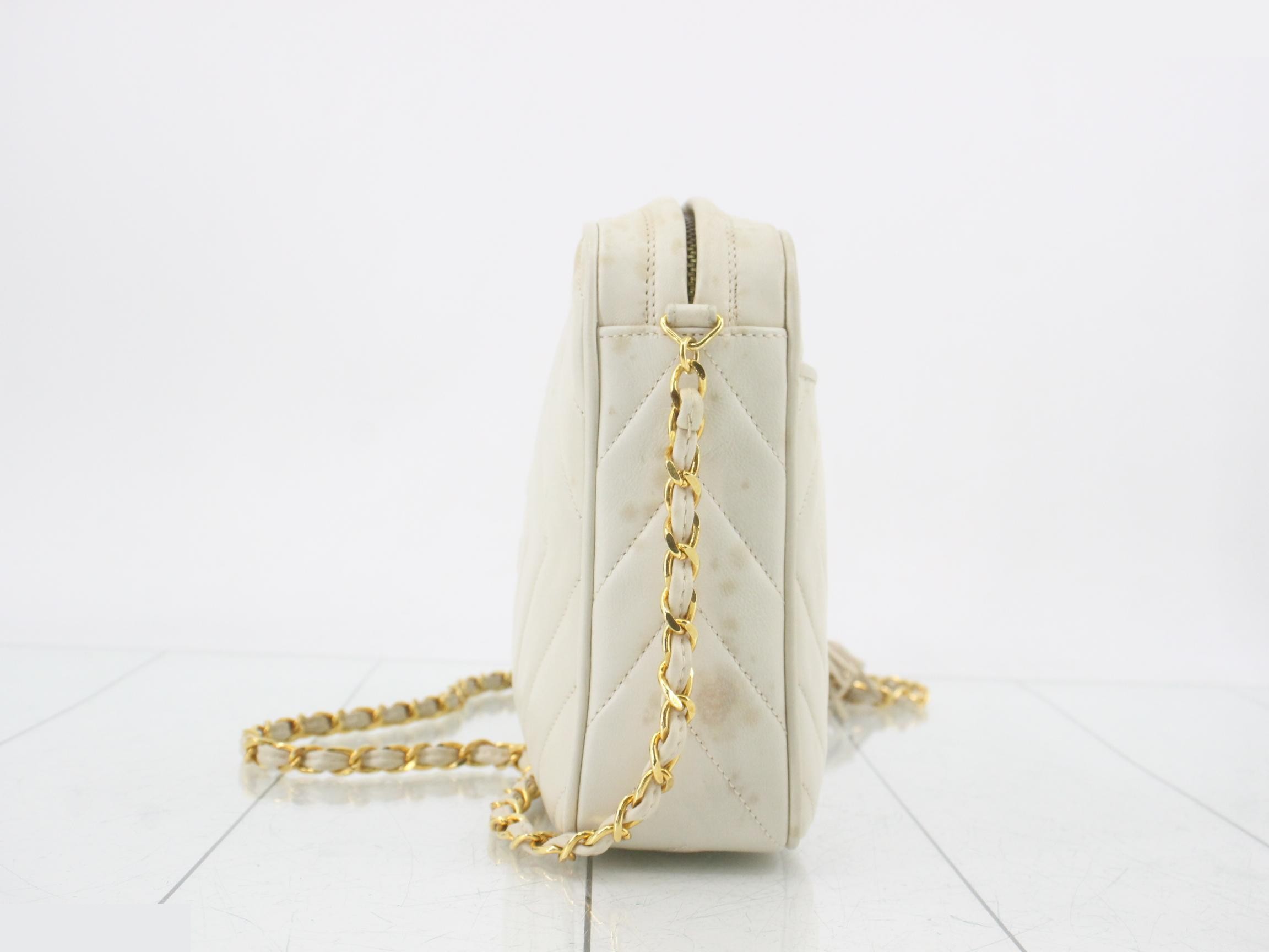 Chain shoulder bag, beige — view 3