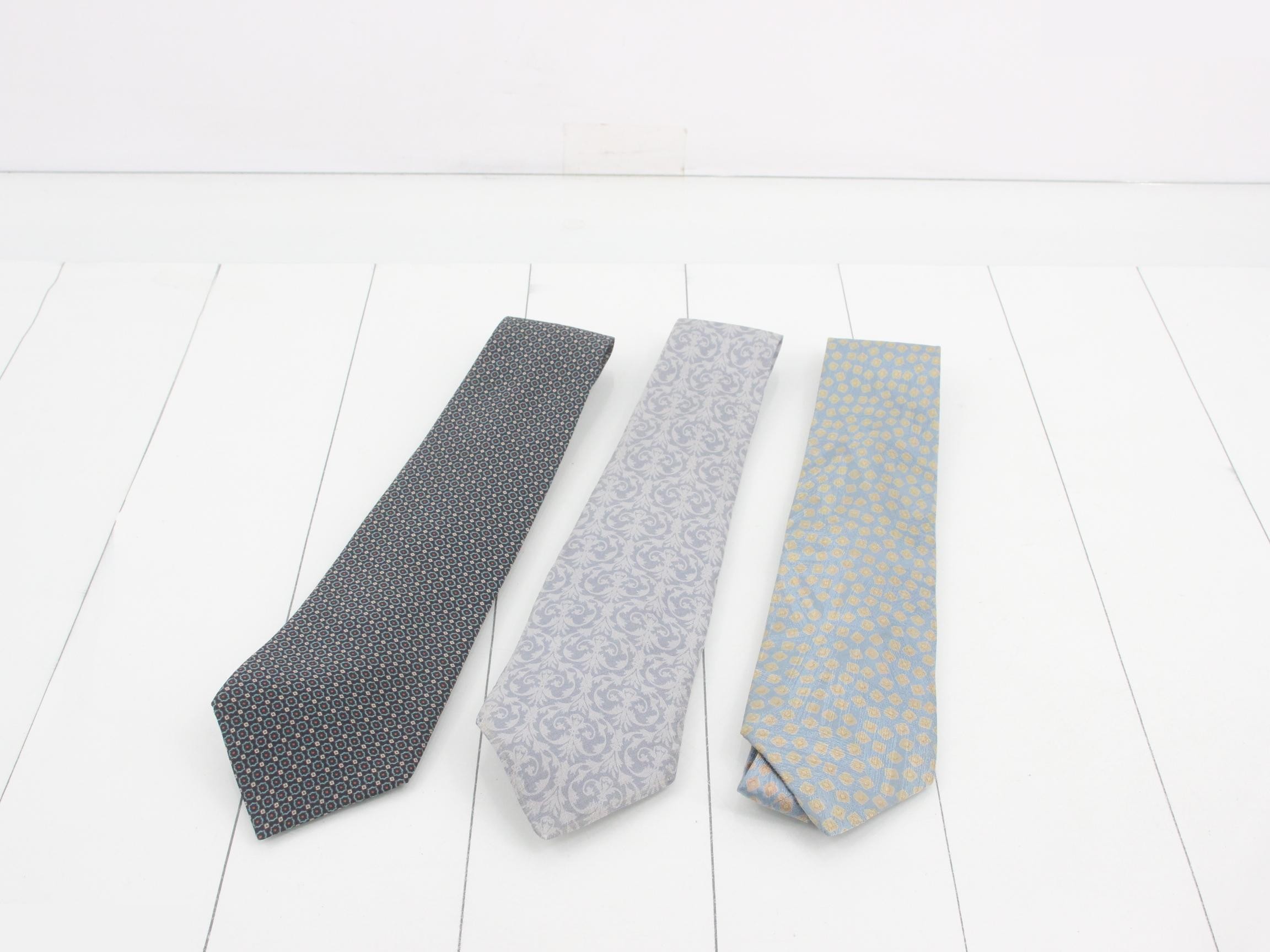 Other lines: Small items, accessories, ties — view 2