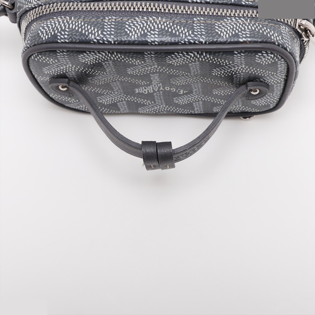 Muse Nano Vanity PVC x Leather 2-Way Vanity Bag, Gray — view 5