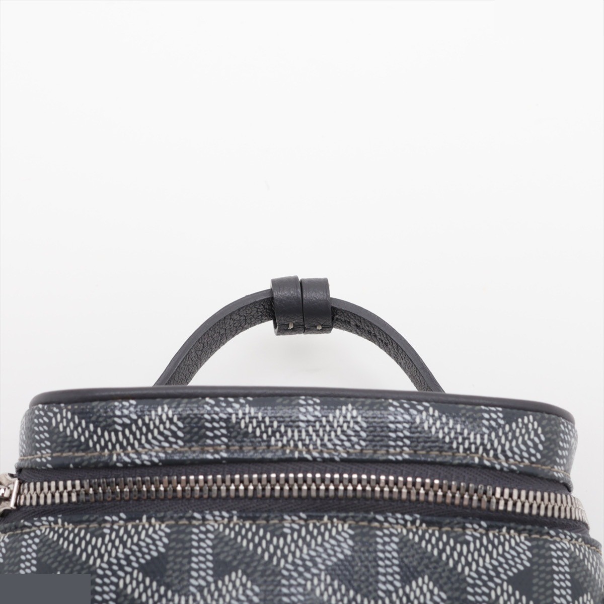 Muse Nano Vanity PVC x Leather 2-Way Vanity Bag, Gray — view 6