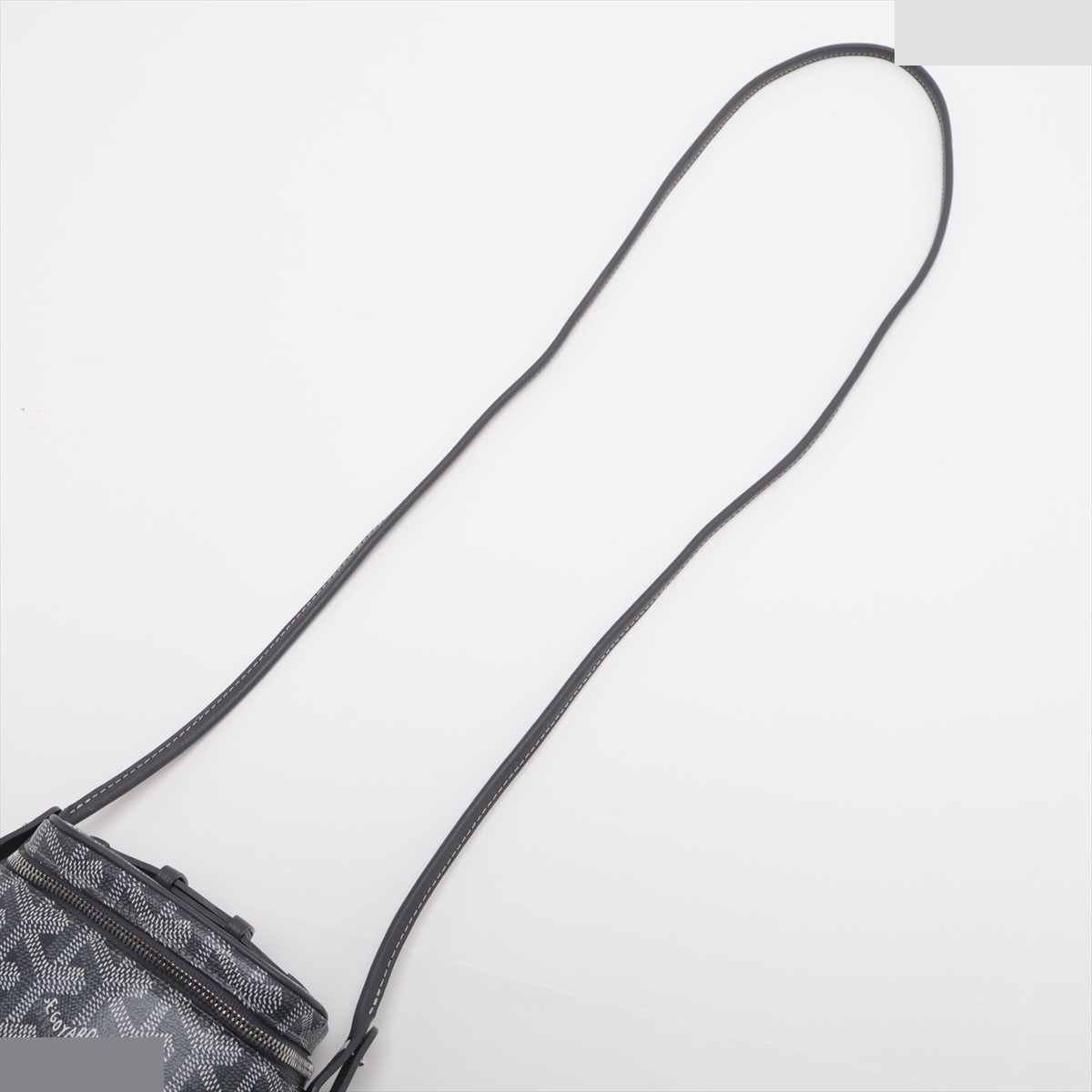 Muse Nano Vanity PVC x Leather 2-Way Vanity Bag, Gray — view 7