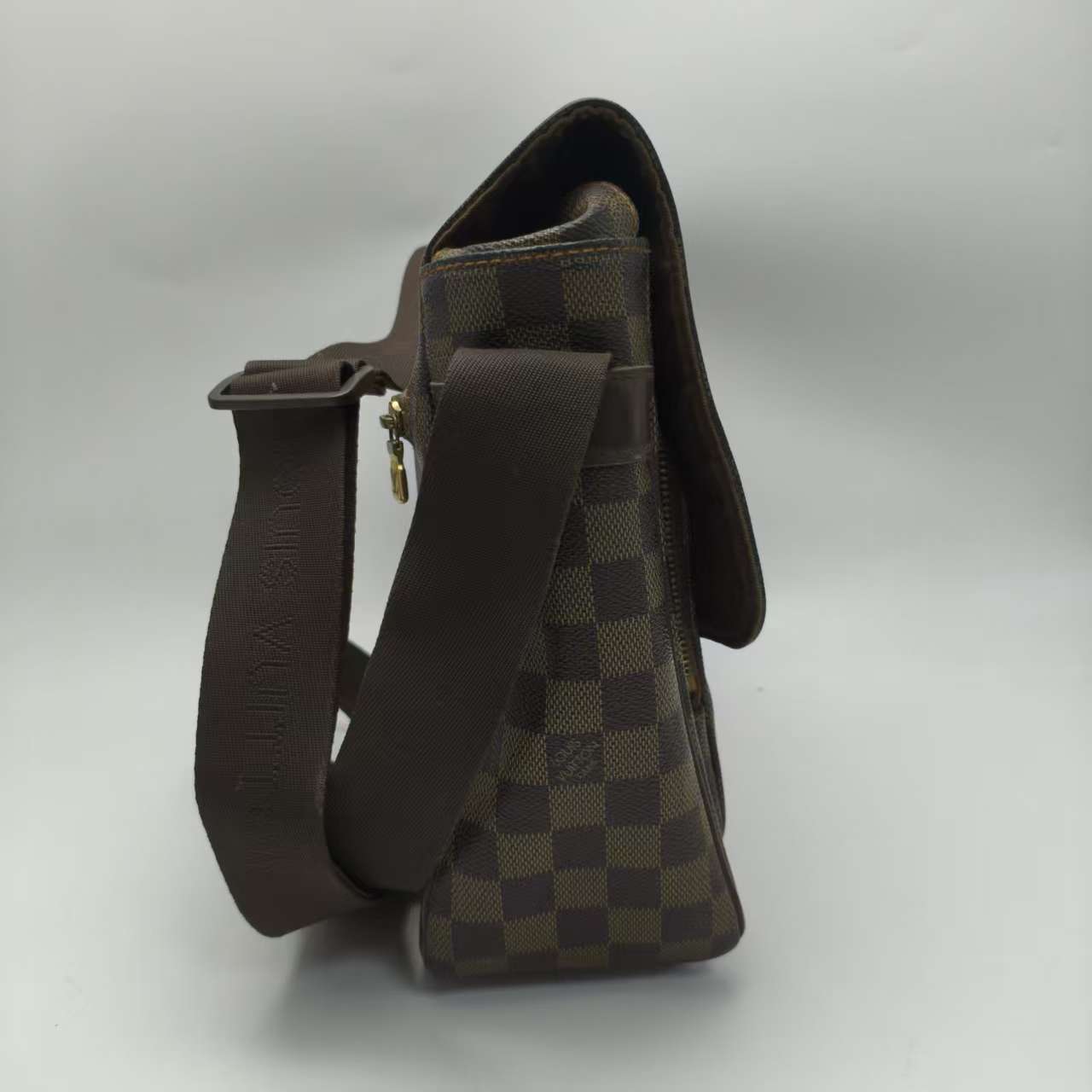 【*Shipped from: China*】LOUIS VUITTON PU Shoulder Bag — view 4