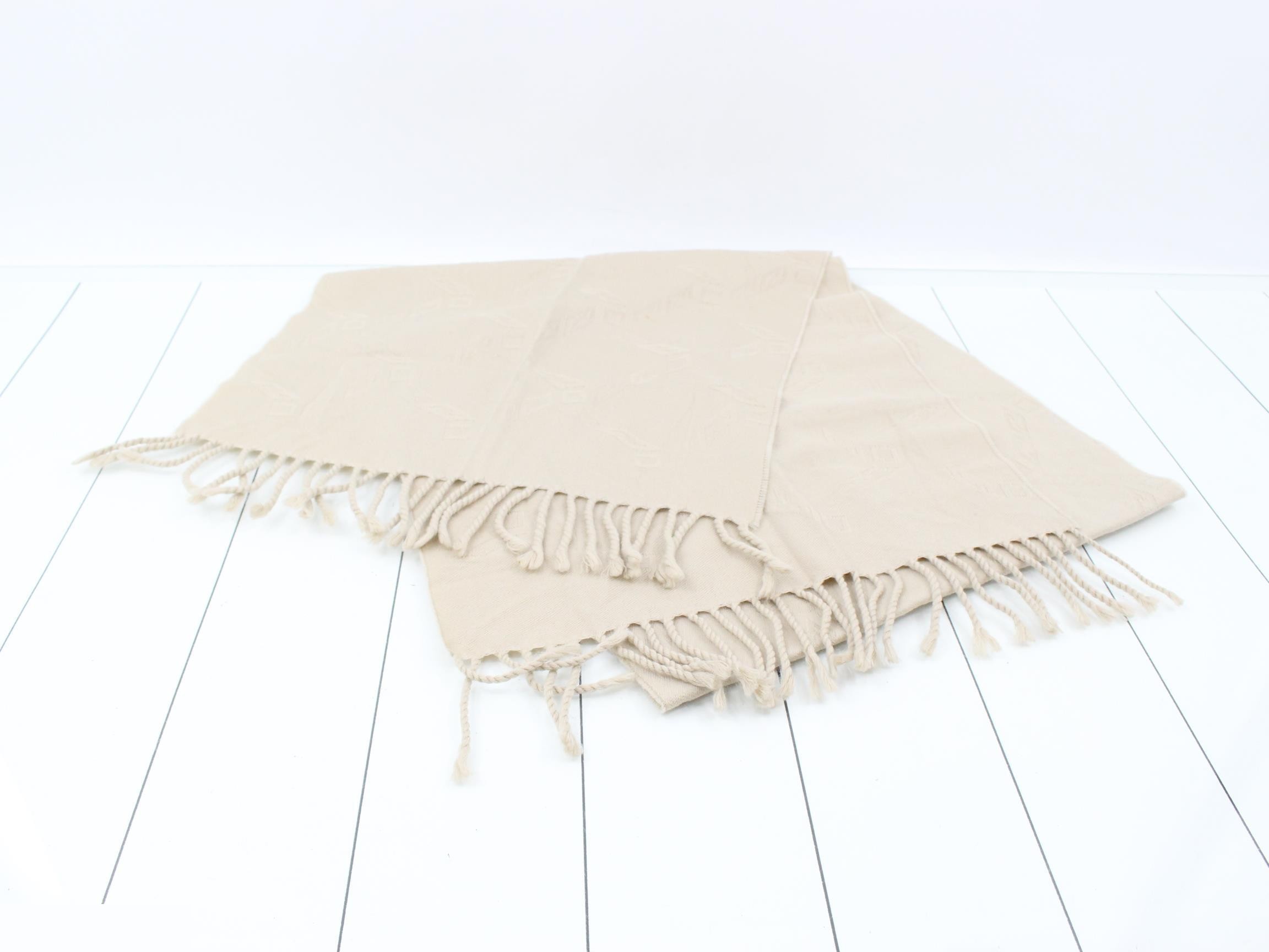 scarf — view 2