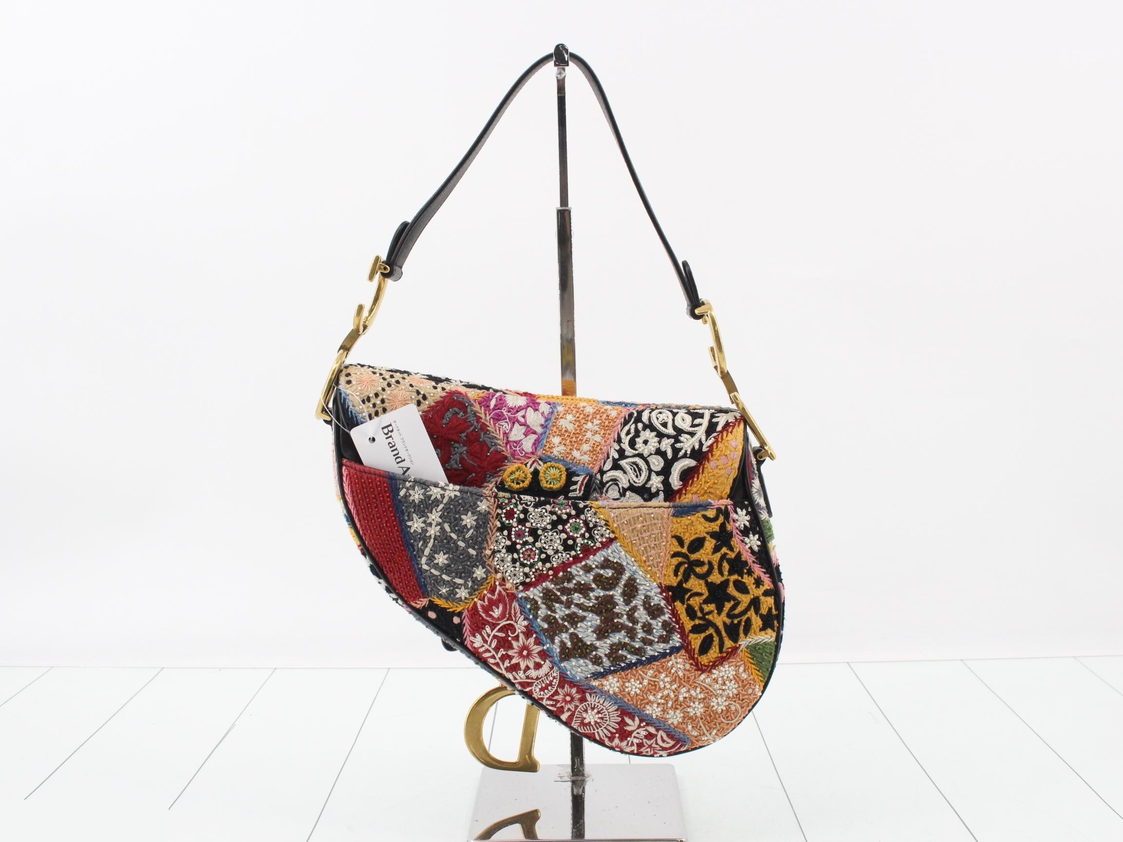 Saddle bag, embroidered, one-shoulder bag — view 2