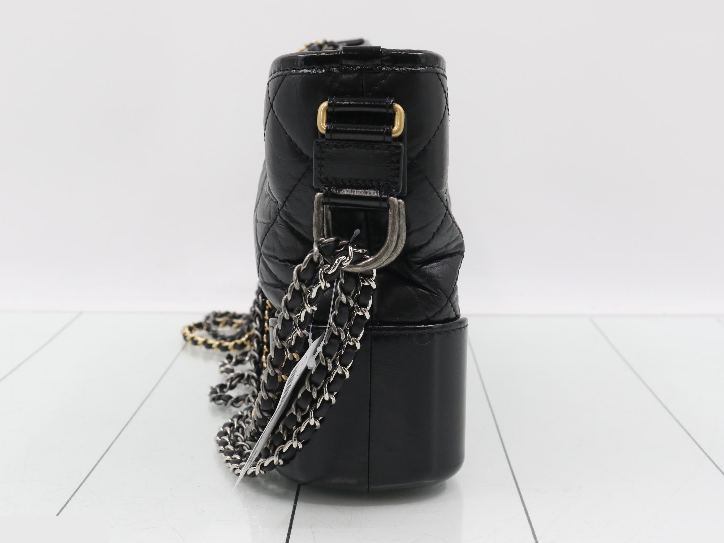 Gabrielle de Chanel Chain Shoulder Bag, Random Number Plate, Black — view 3