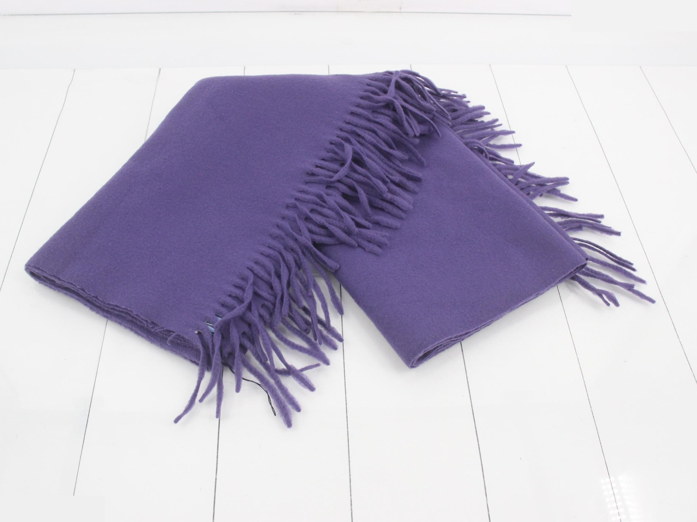 scarf — view 2