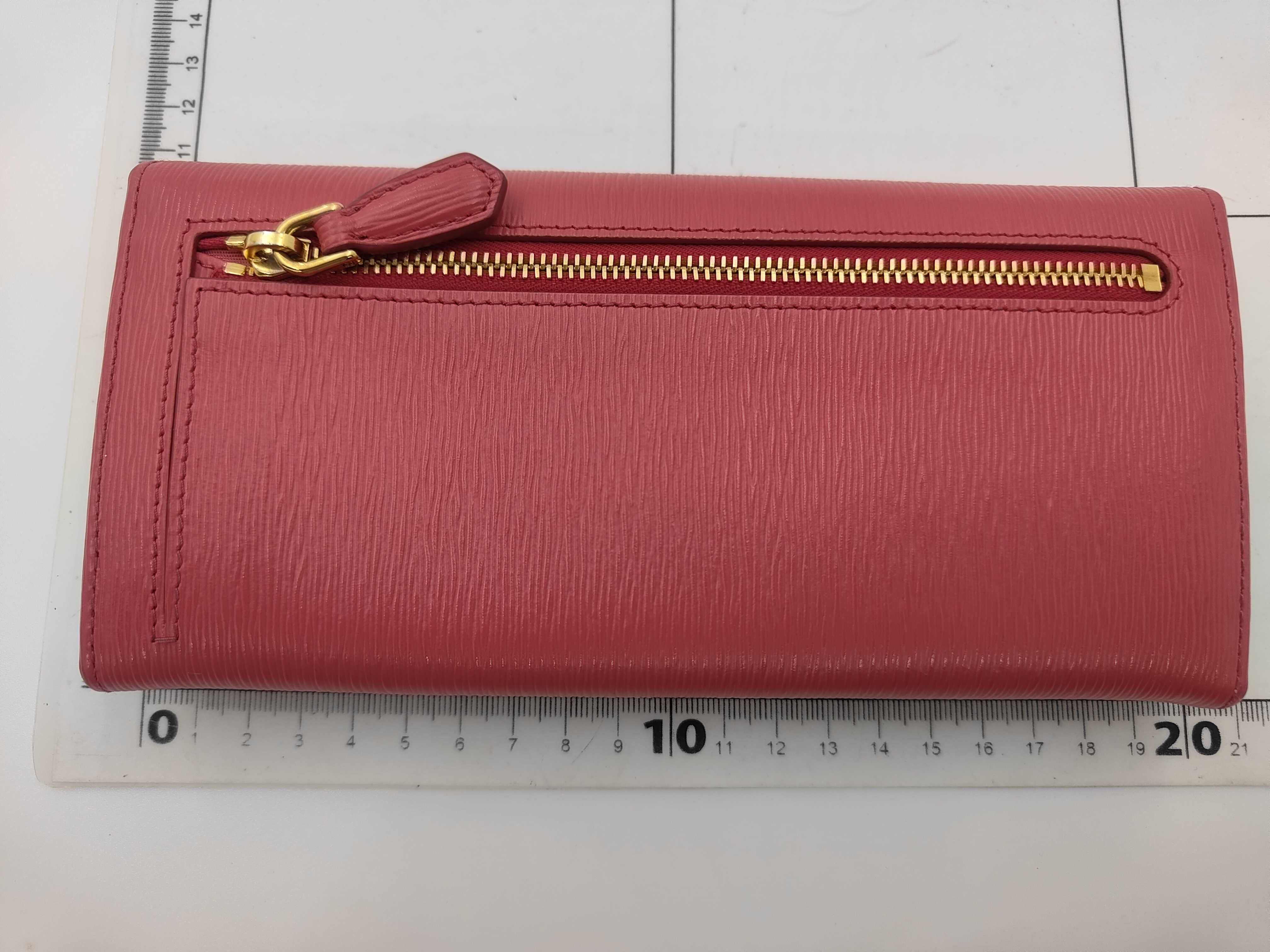 Pink Calfskin Long Wallet 1MH132 — view 2