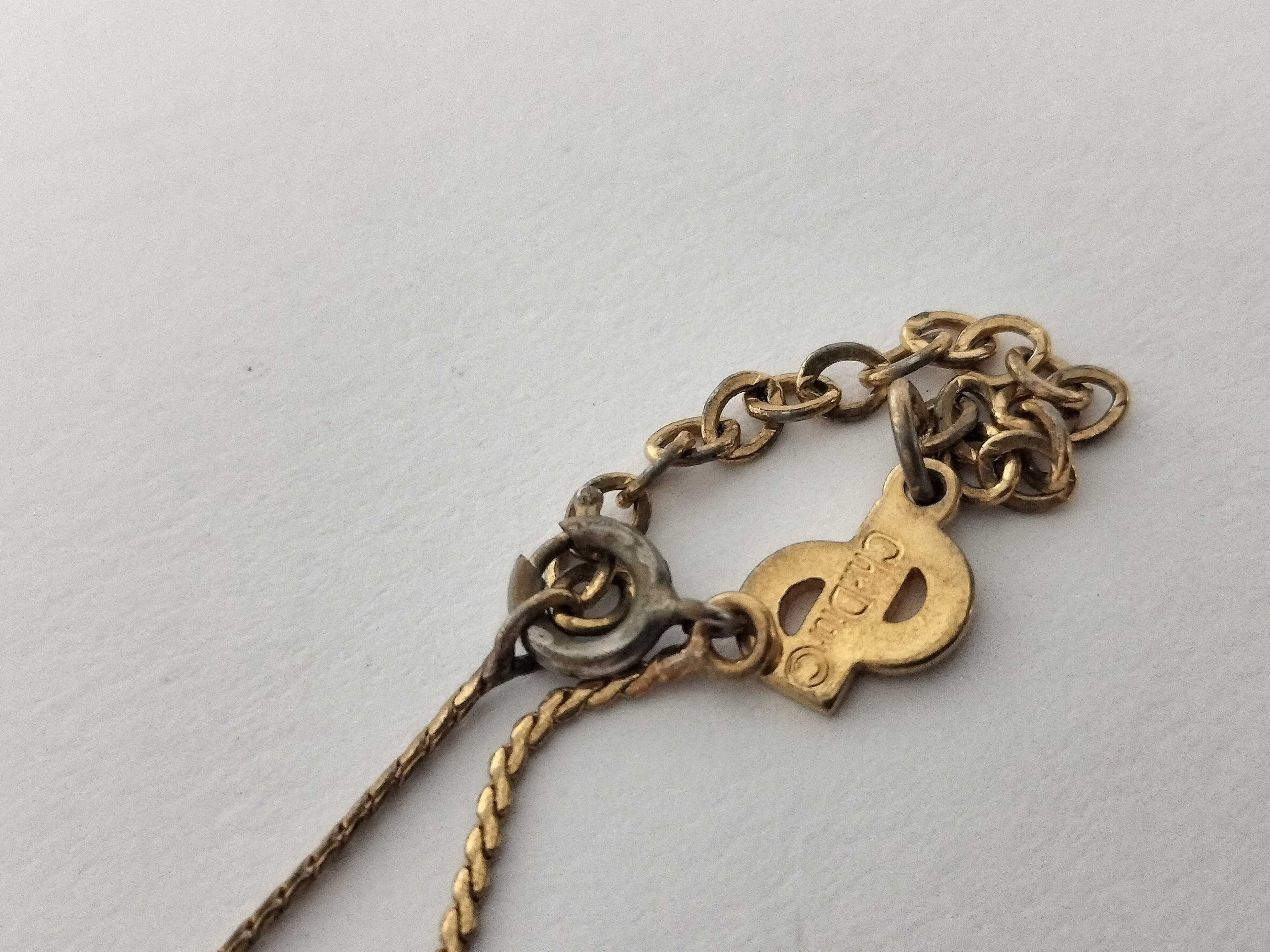 necklace — view 4