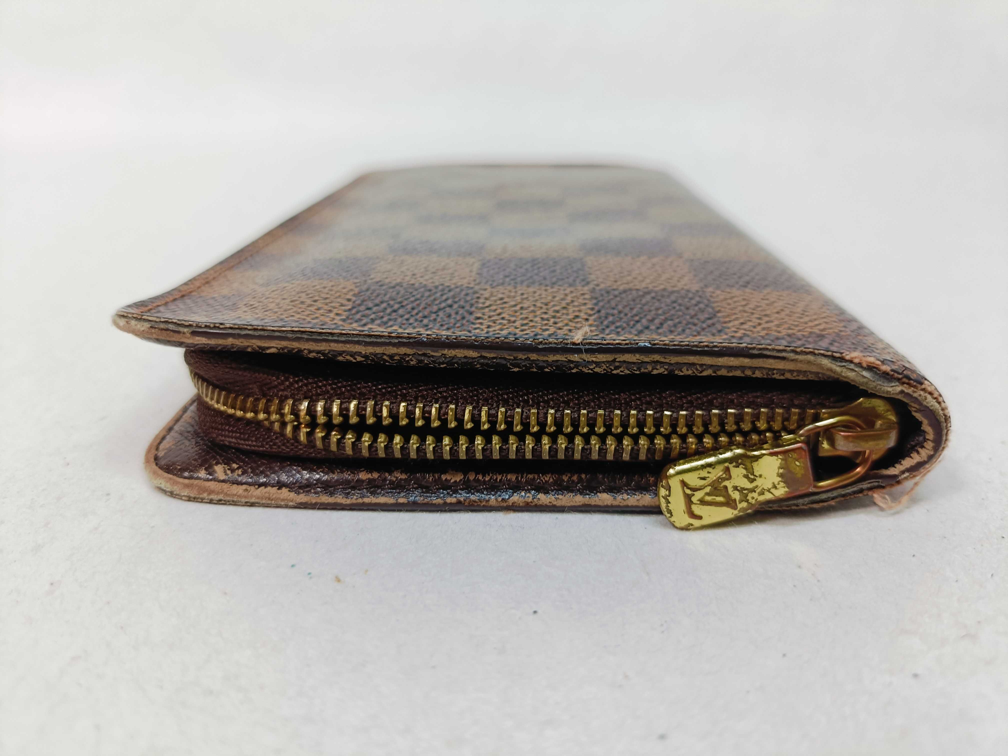 Damier Zippy Wallet — view 3