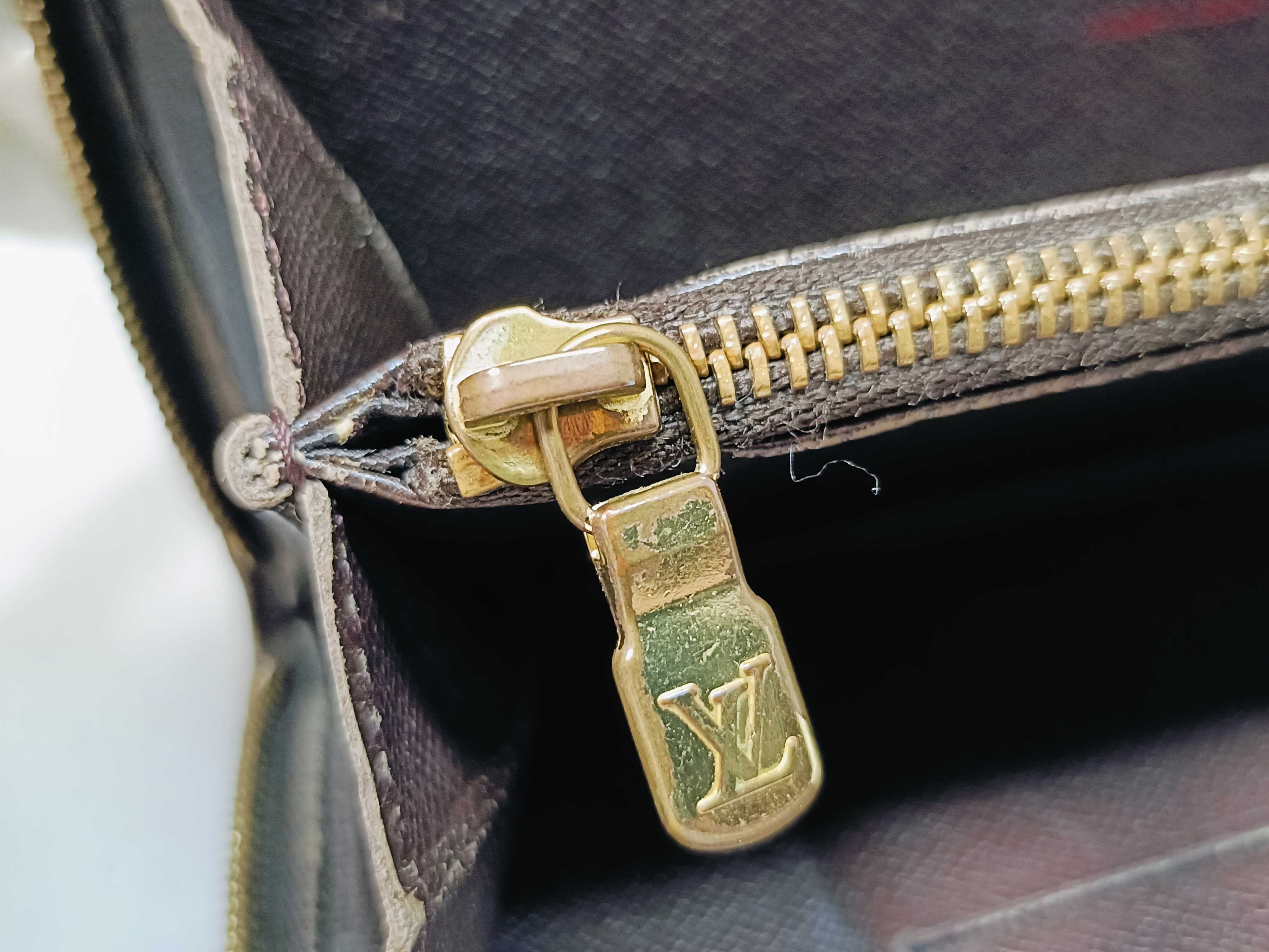 Damier Zippy Wallet — view 10