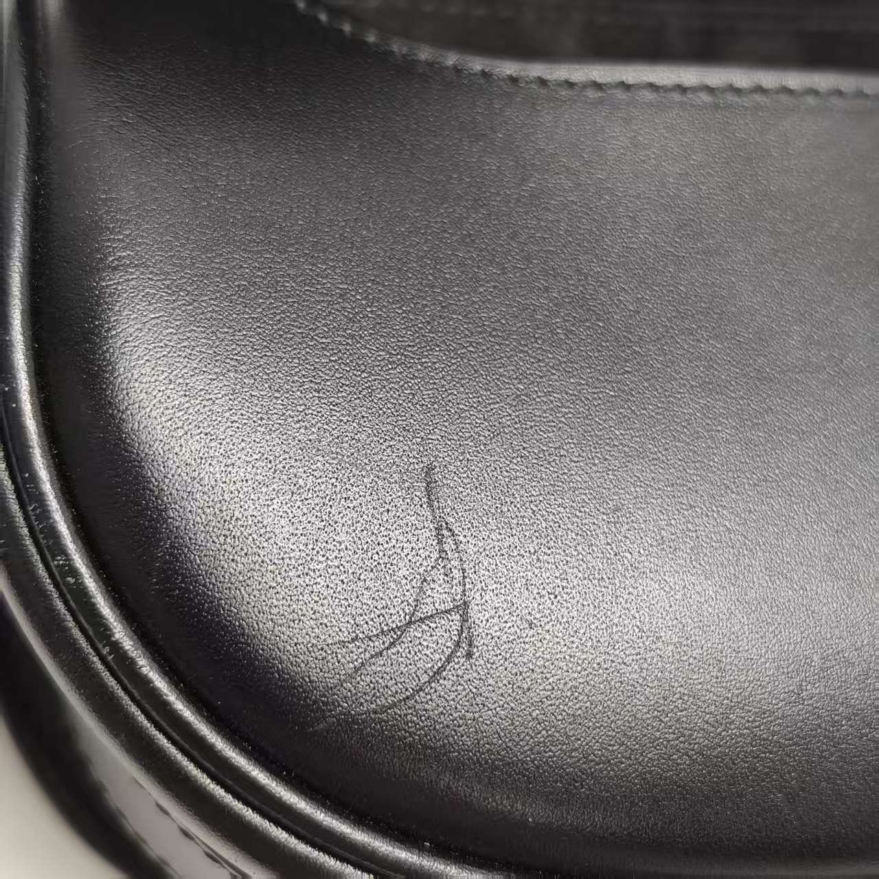 【*Shipped from: China*】Dior Bobby Leather Shoulder Bag — view 12