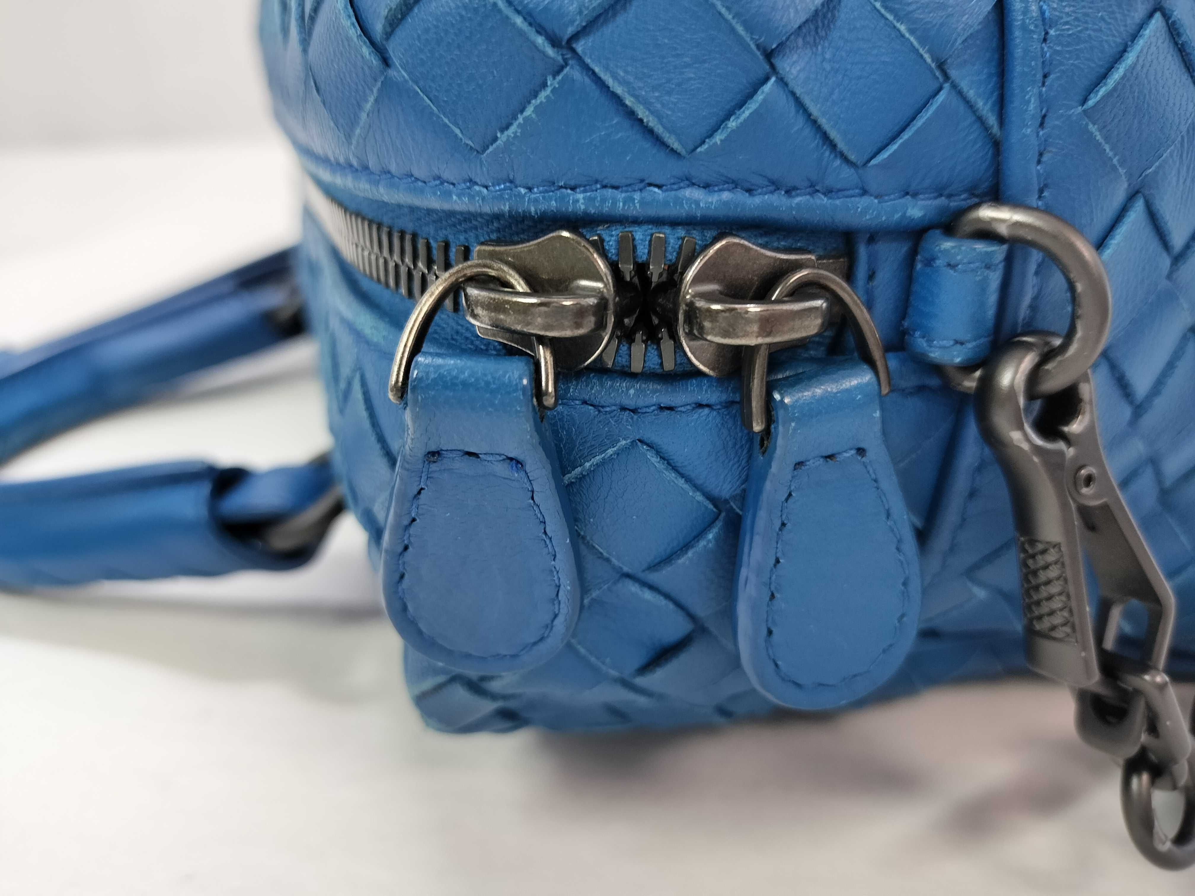 Intrecciato Leather 2-Way Shoulder Bag, Blue Handbag — view 13