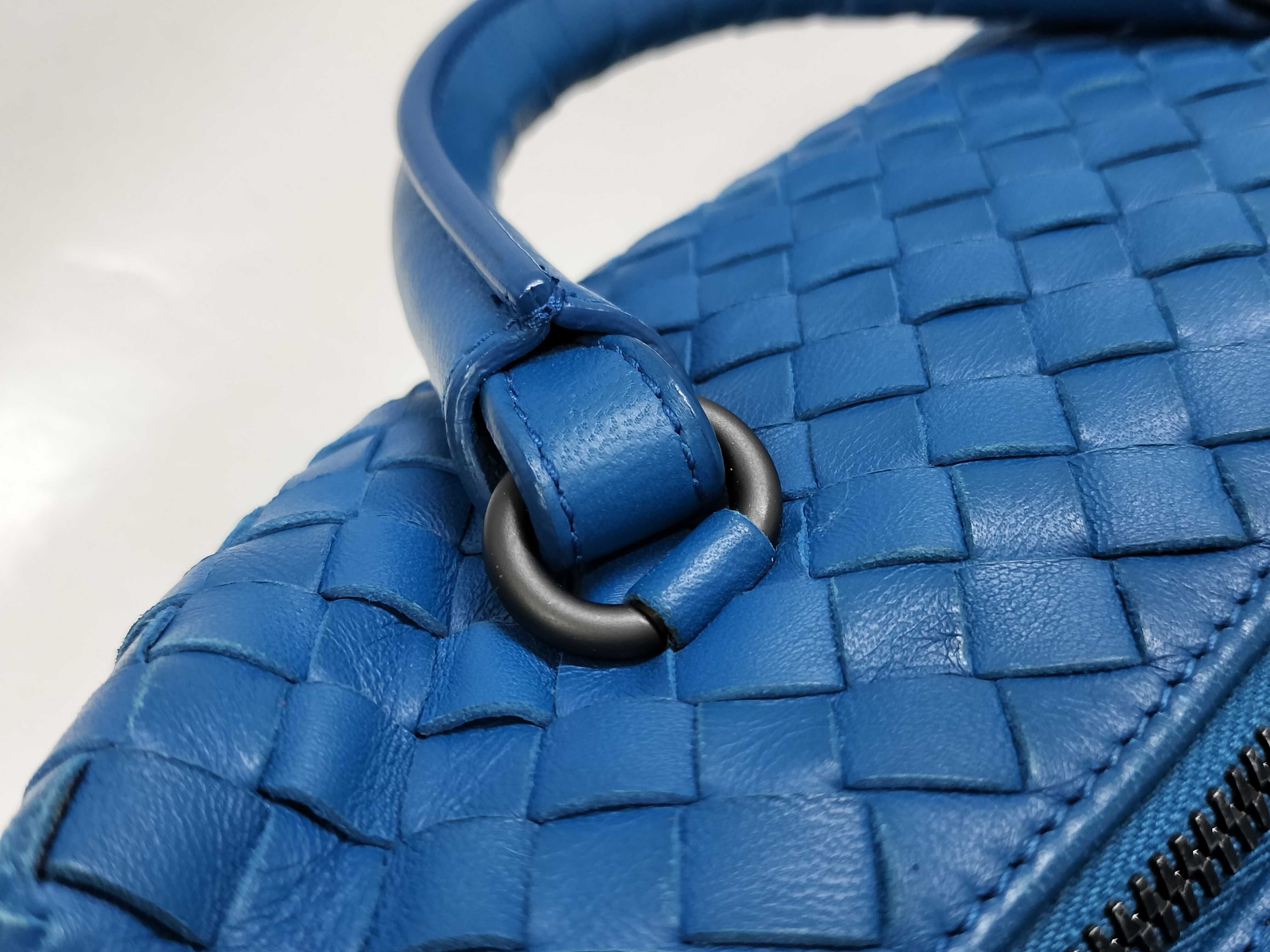 Intrecciato Leather 2-Way Shoulder Bag, Blue Handbag — view 5