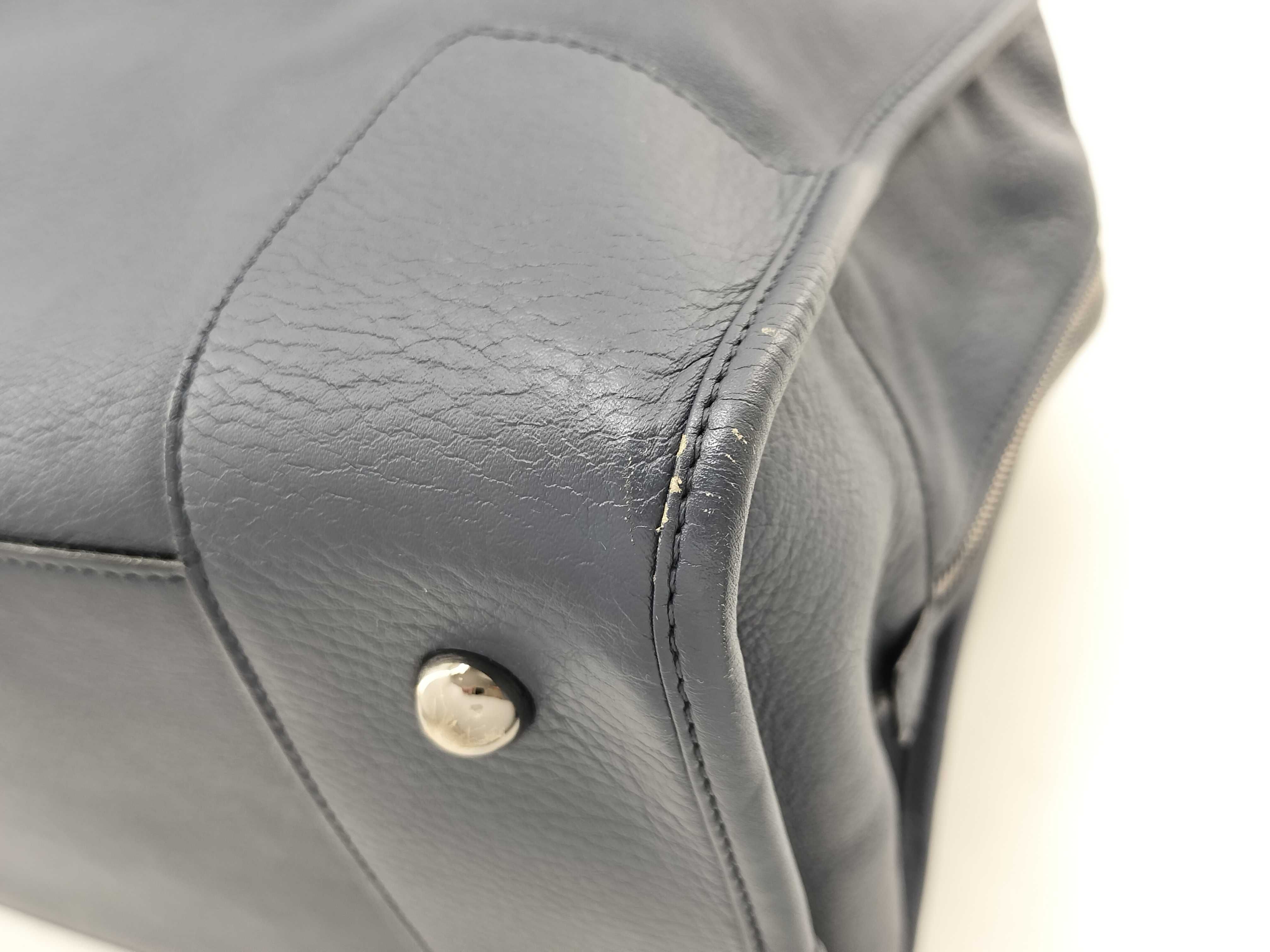 Amazona Leather Boston Bag (Hardware missing) — view 9