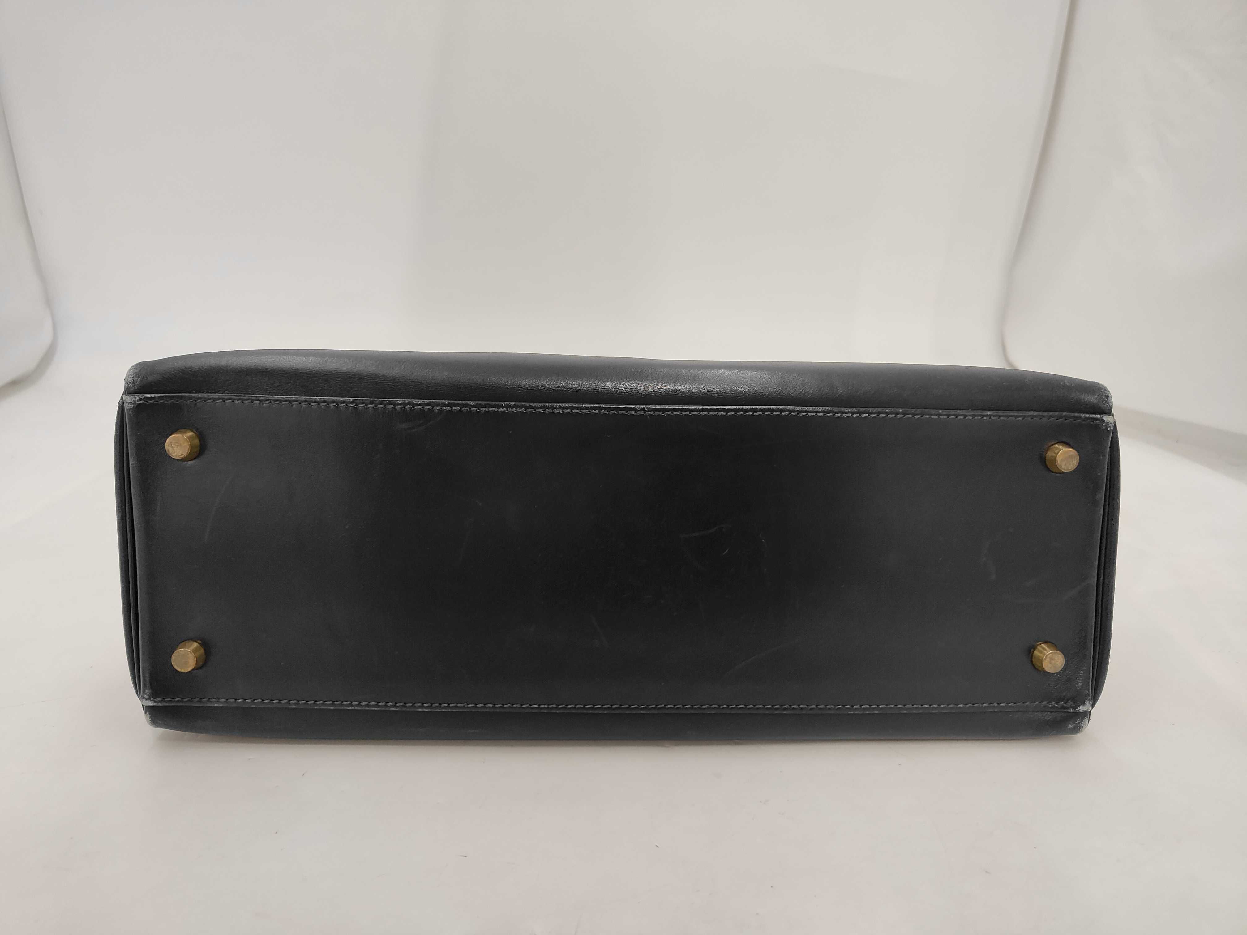 Kelly 35 Leather Navy Handbag with Strap ( X Stamp) — view 4