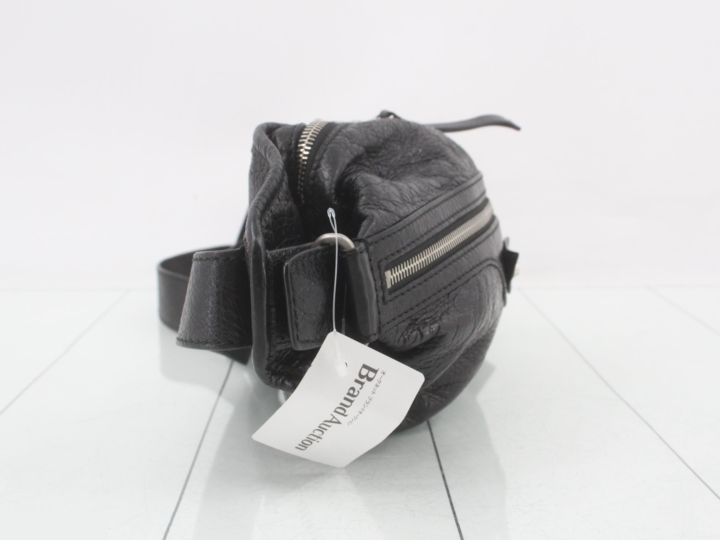City Leather Body Bag — view 4