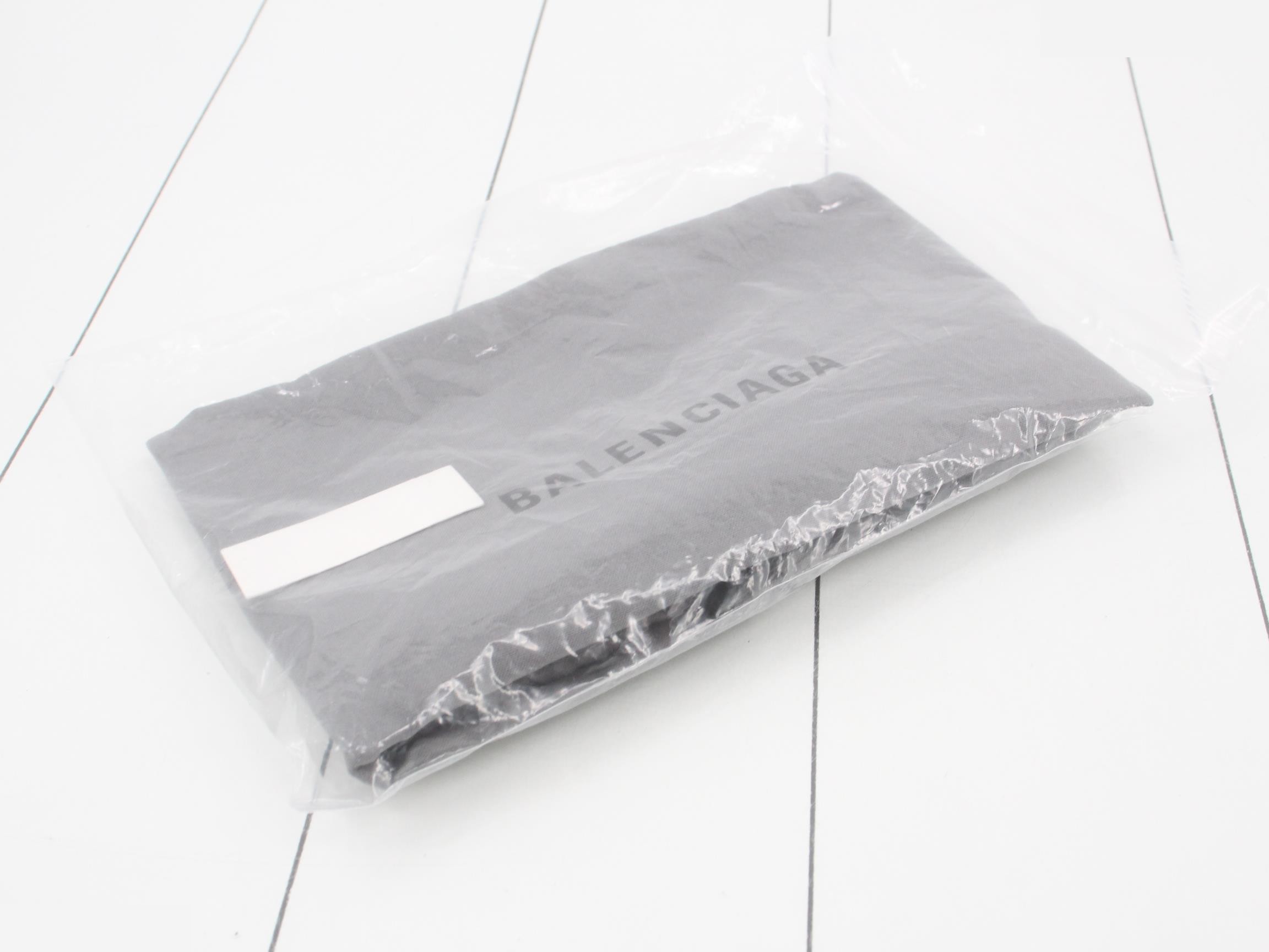 City Leather Body Bag — view 7