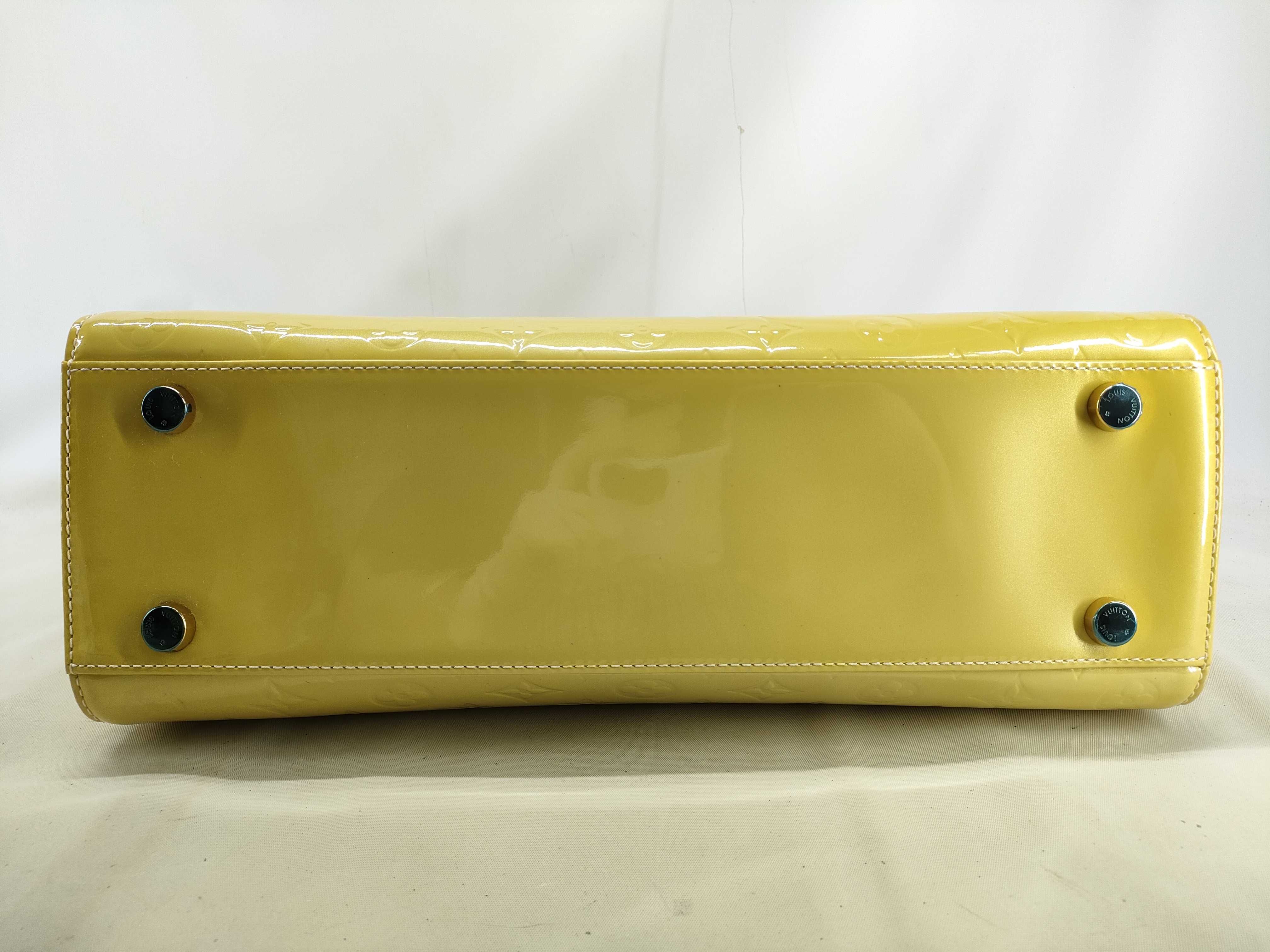 Vernis Louis Vuitton Yellow Monogram Vernis Blair GM Handbag M91454 — view 3