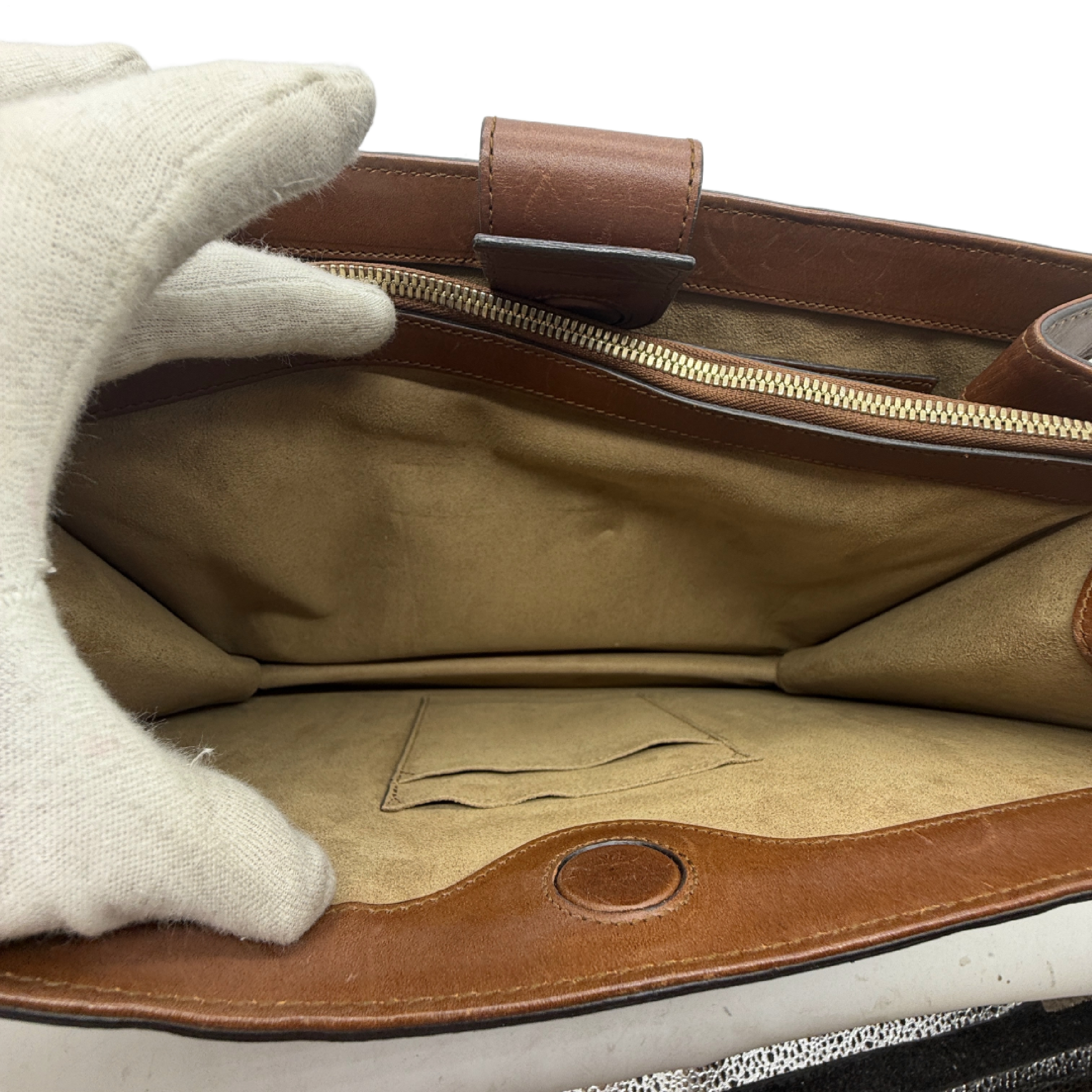 GG Supreme 2-Way Handbag — view 13