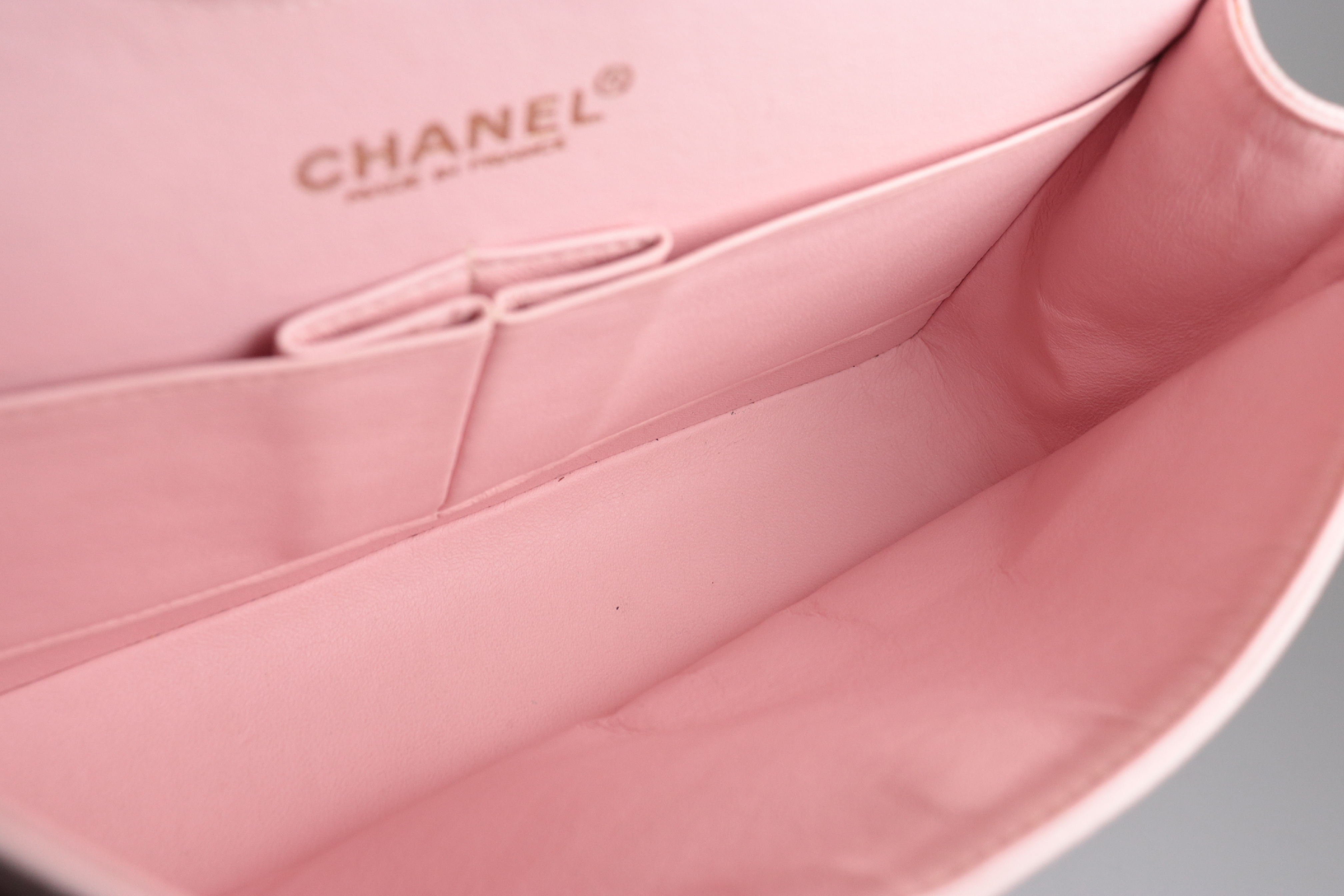 Double Flap 25 Caviar Chain Shoulder Bag, Pink, Series 7 — view 10