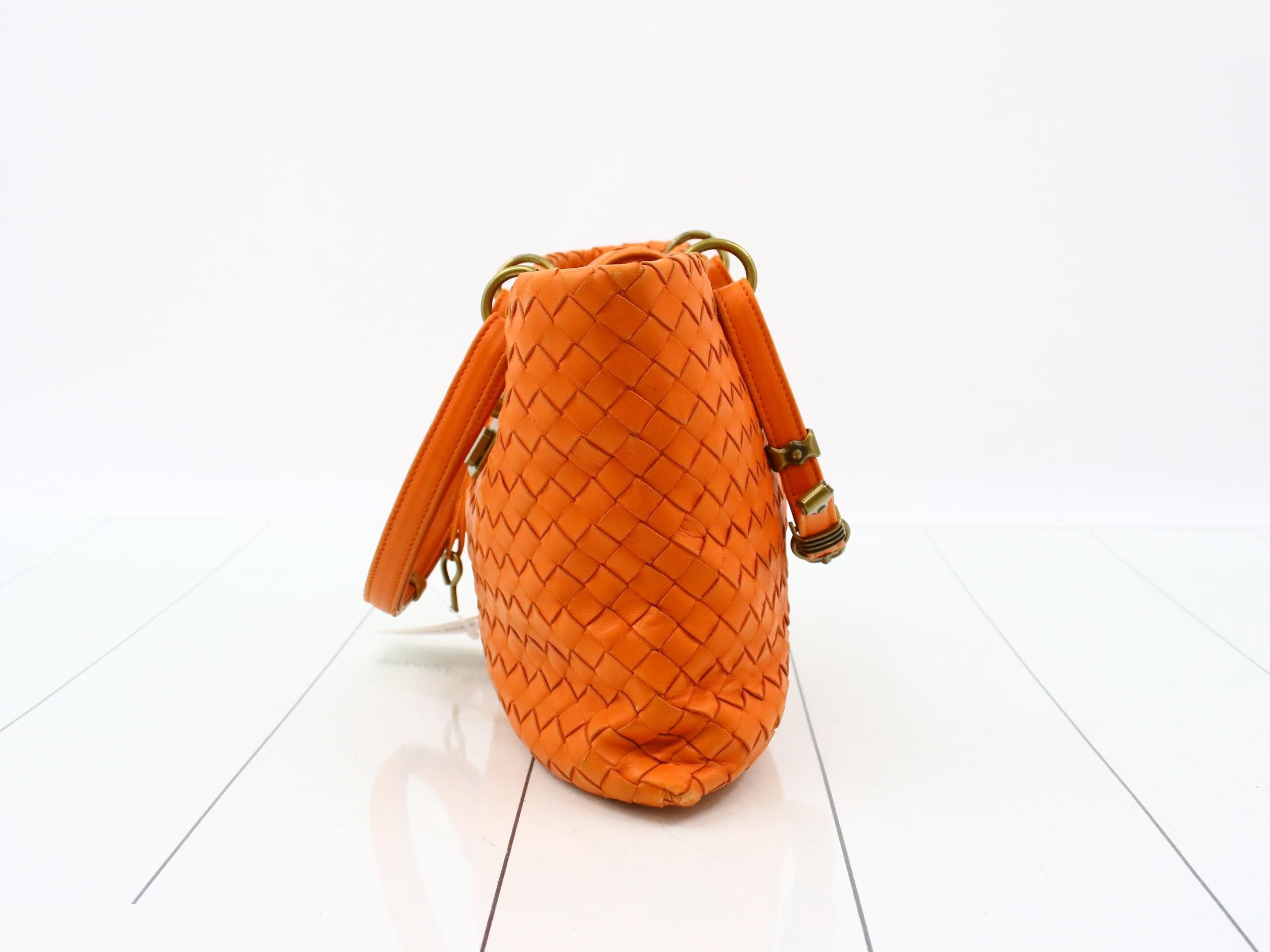 Intrecciato (bag) / Handbag — view 3