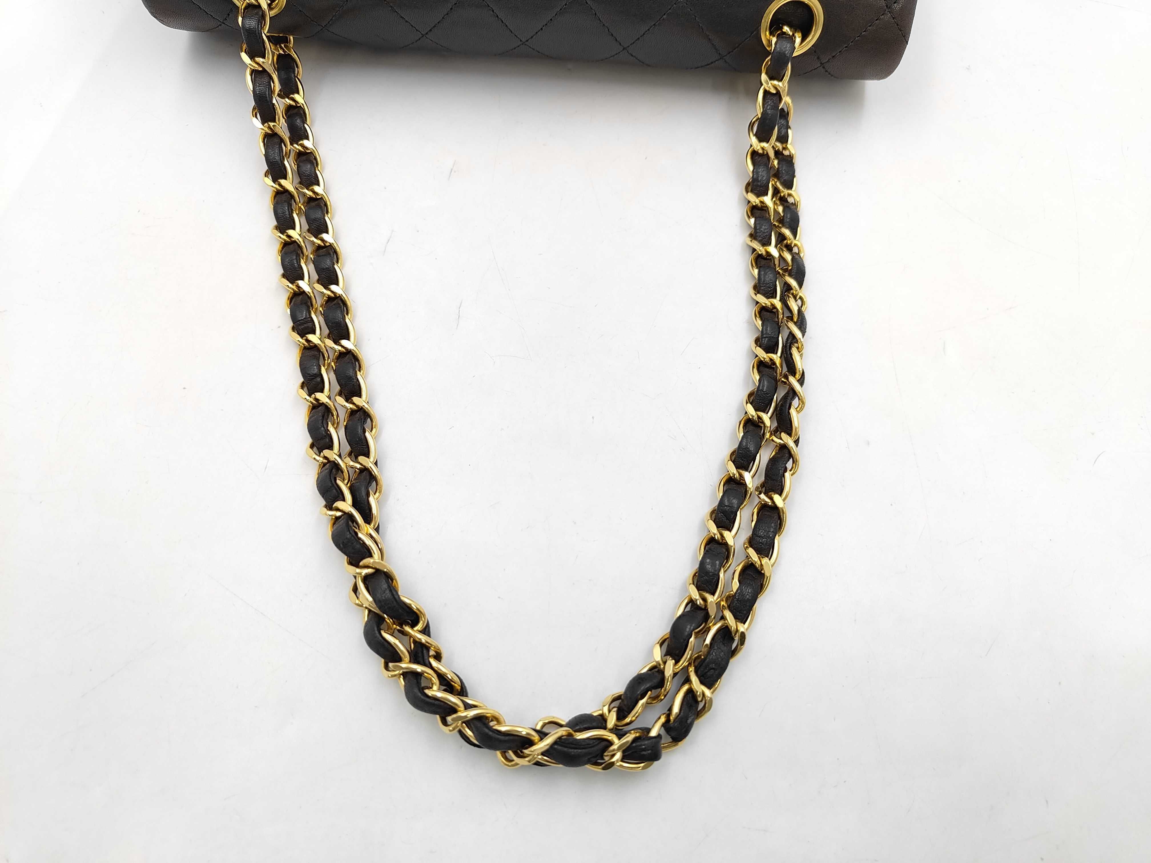 Matelassé 25 Lambskin Double Flap Double Chain Shoulder Bag — view 3