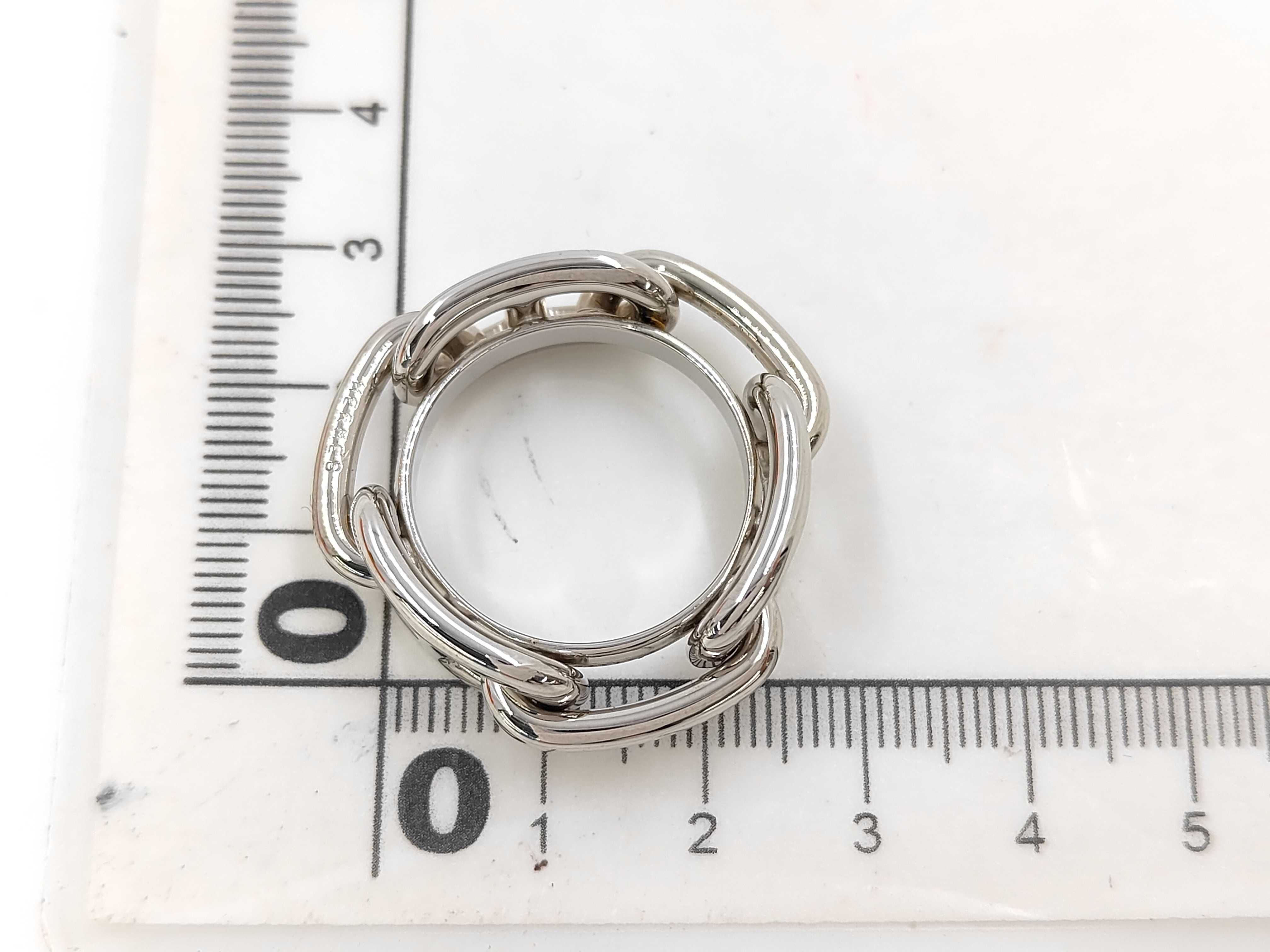 scarf ring, box, and other accessories. — view 5