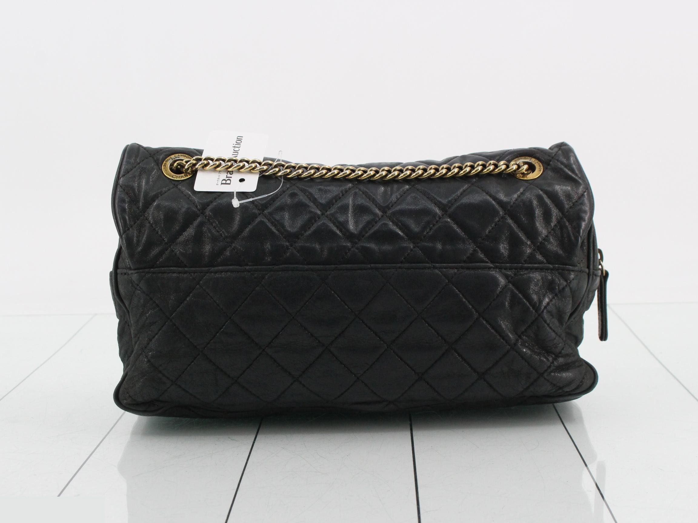 Matelassé (bag) - Shoulder bag — view 2