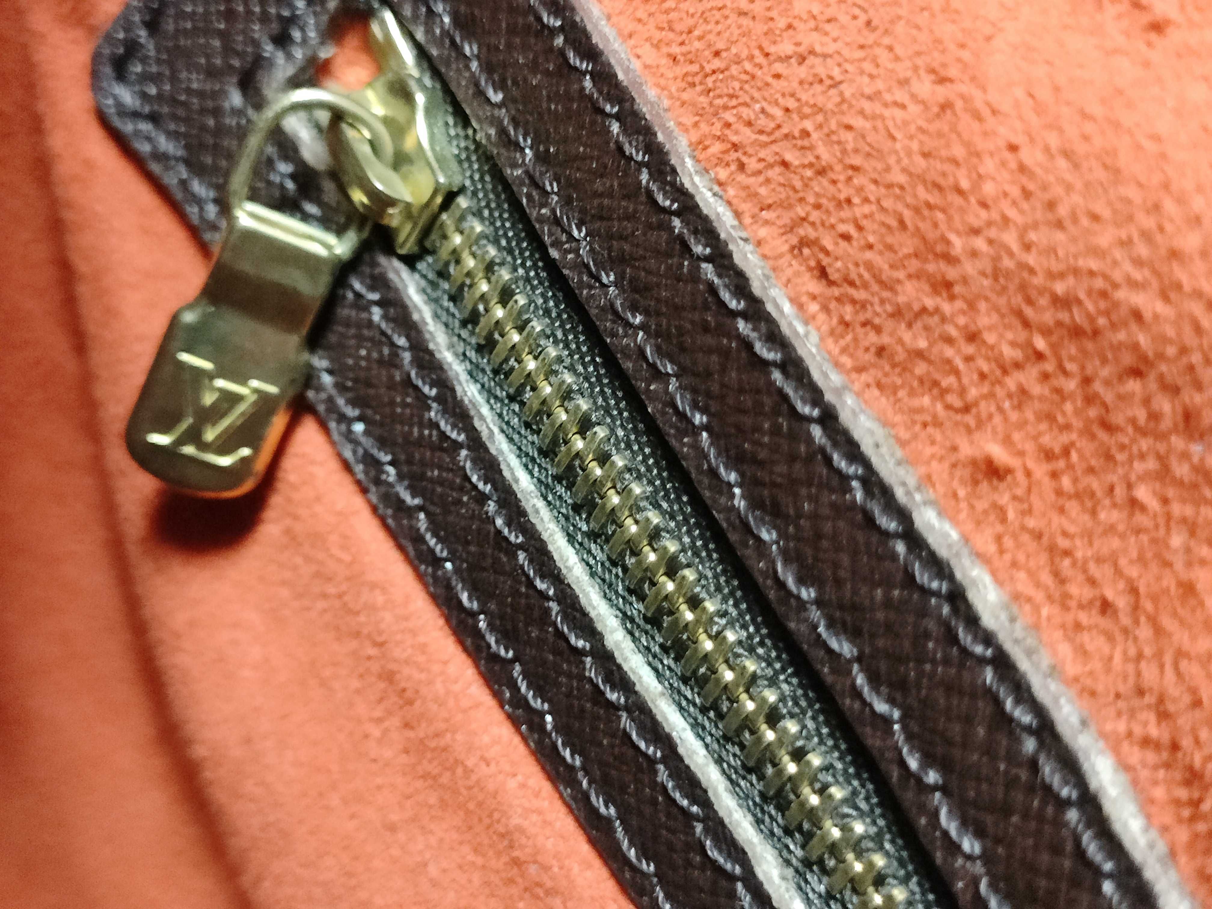 Damier LV Bucket Tote Bag — view 9