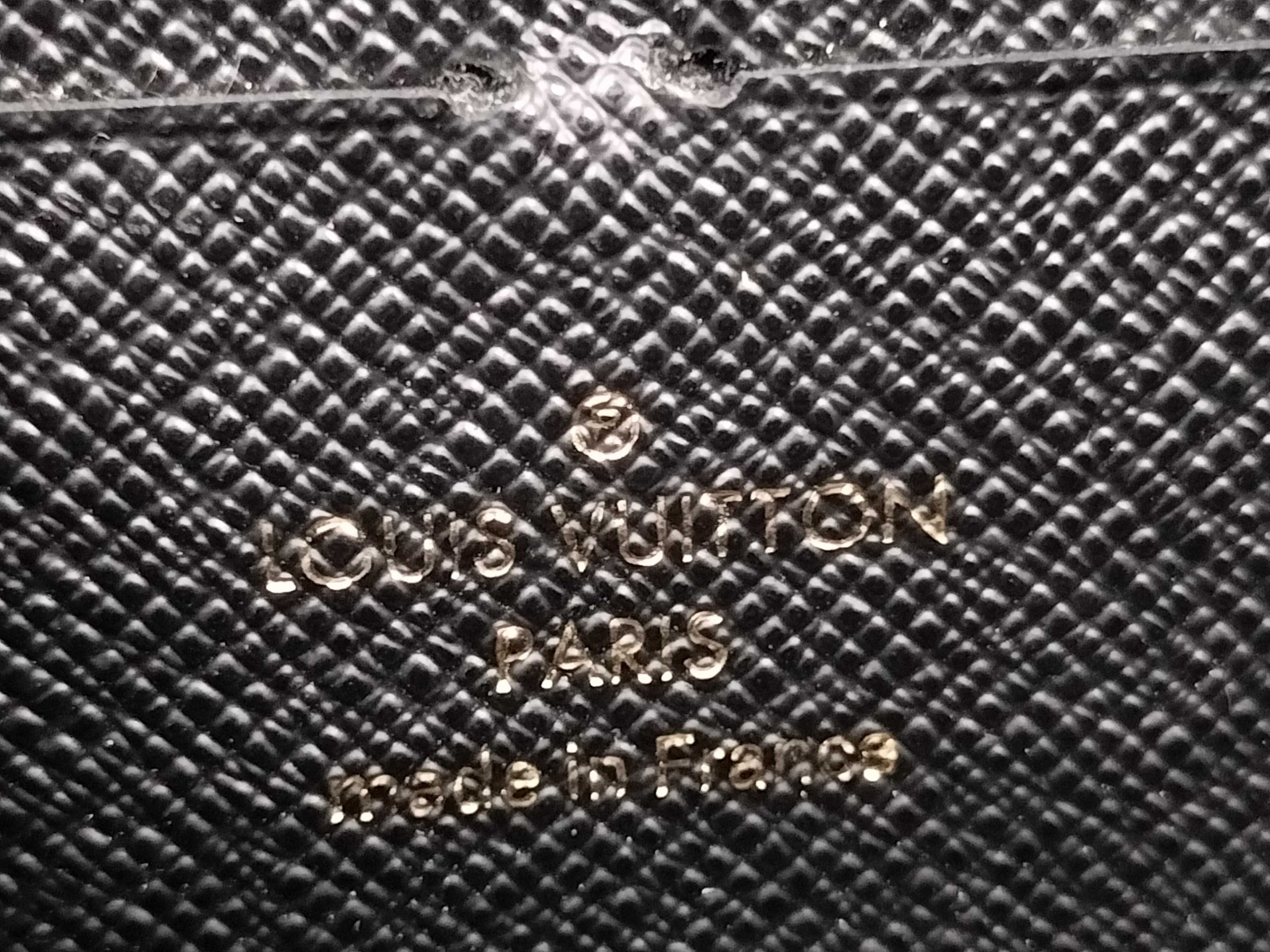 Epi Louis Vuitton Twist Chain Shoulder Bag — view 11