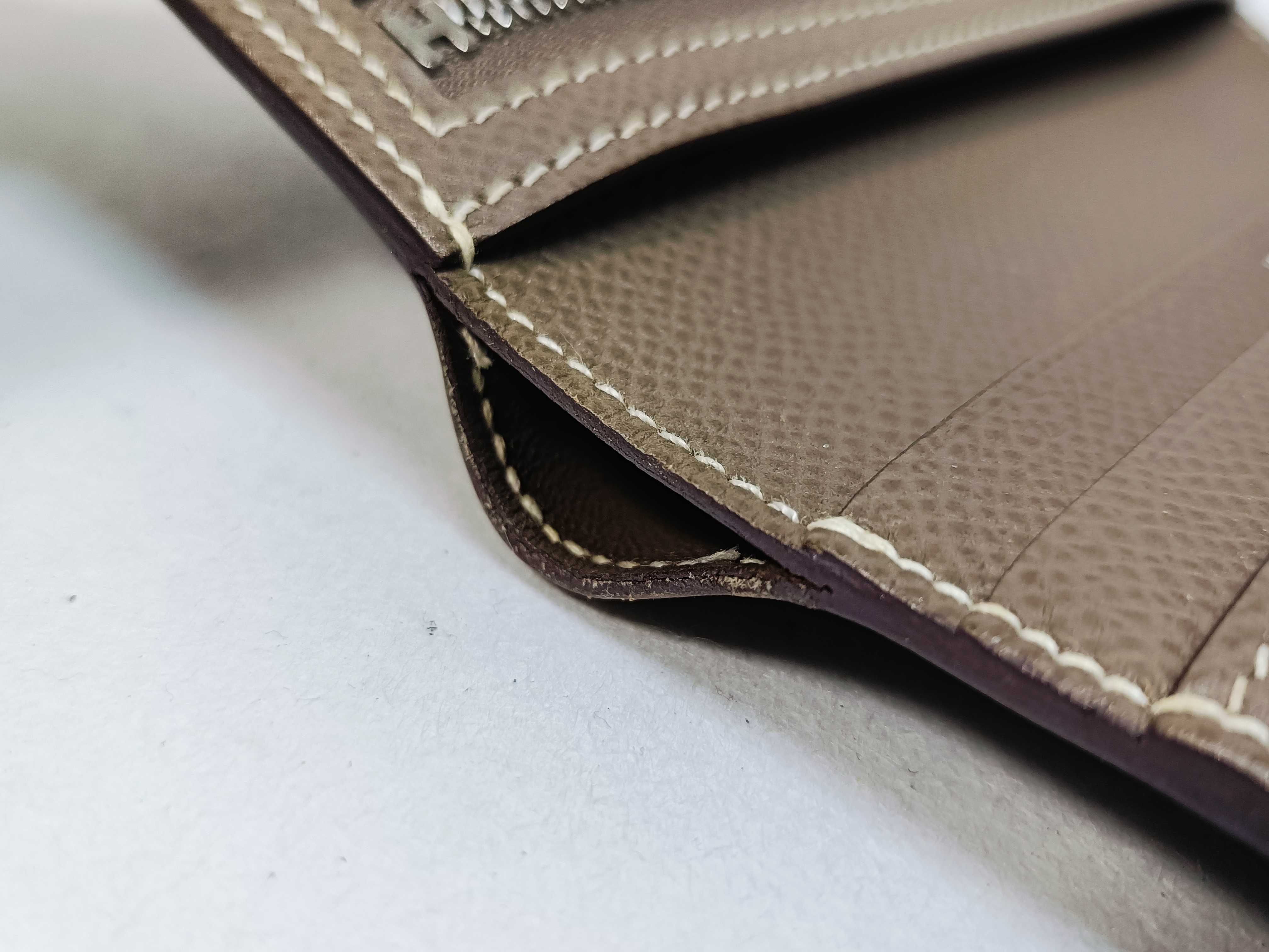 Bearn Compact Wallet, Y stamp, Etoupe — view 9
