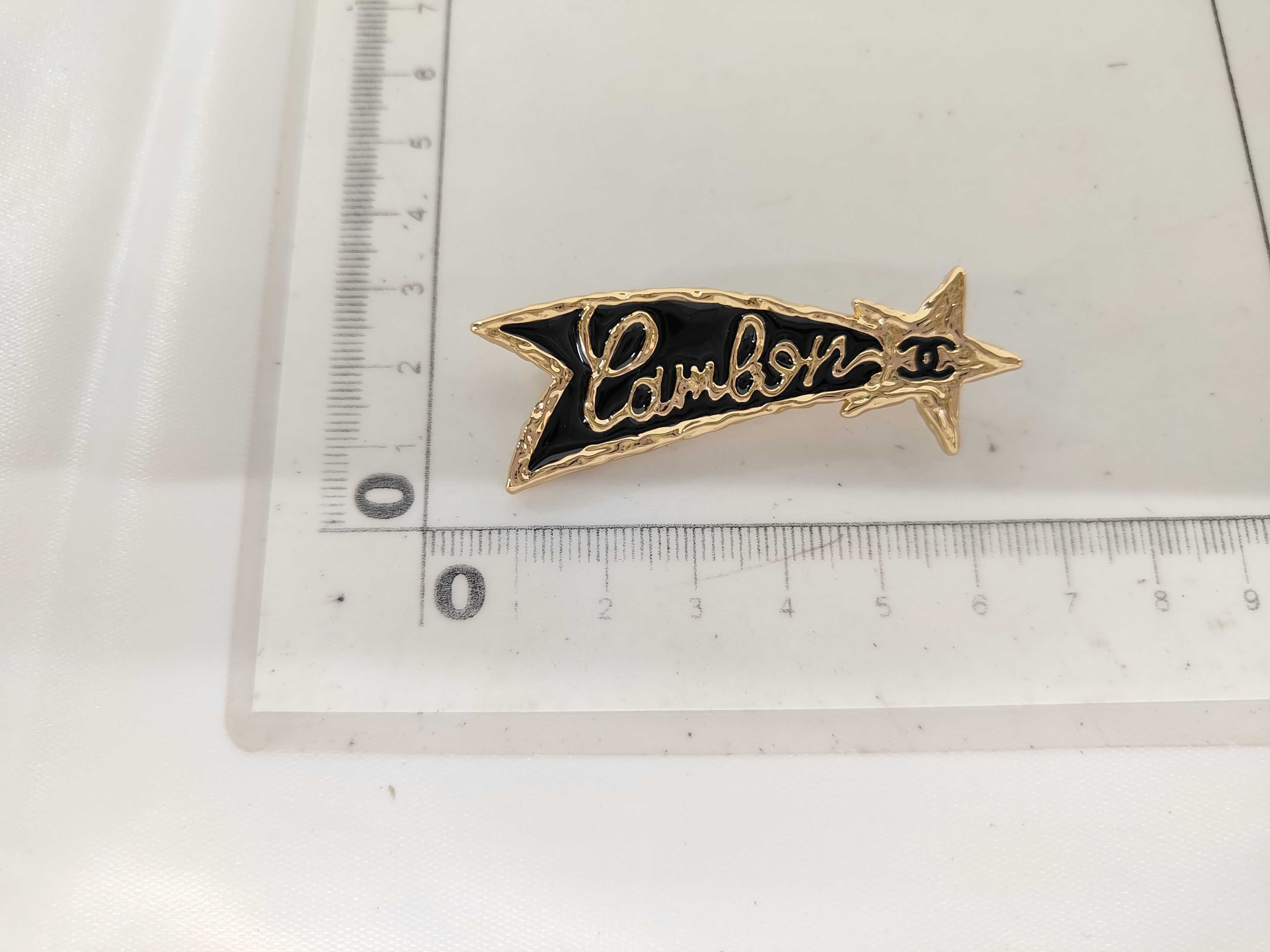 B24P Brooch — view 8