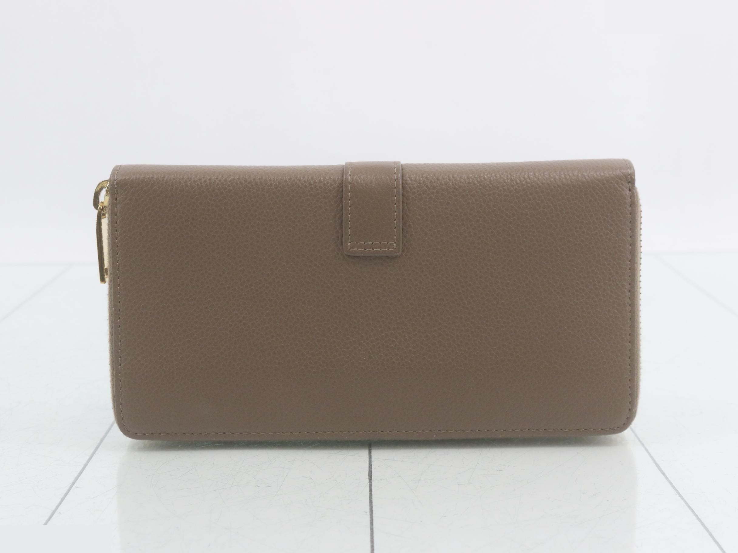 Round Zip Wallet — view 2