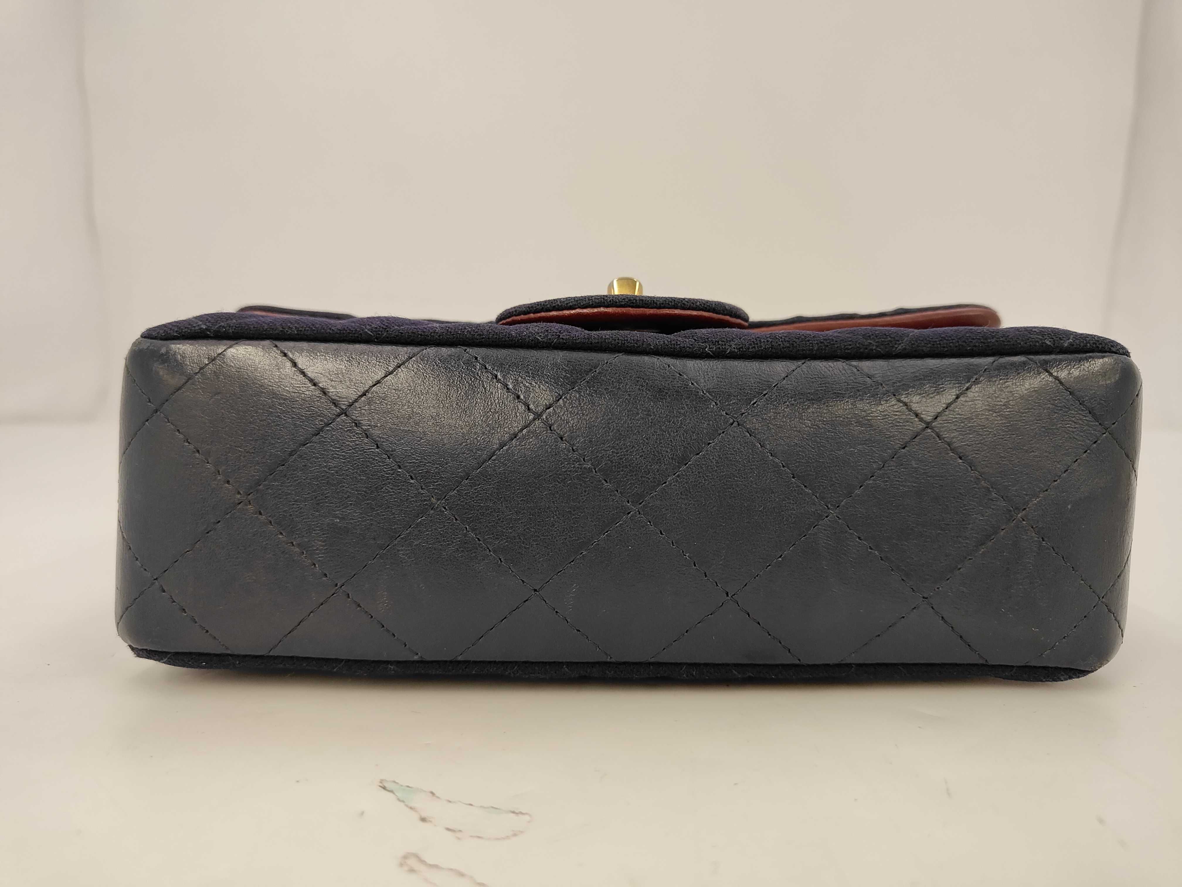 Matelassé Cotton Chain Shoulder Bag, Navy, Marine Charm — view 3