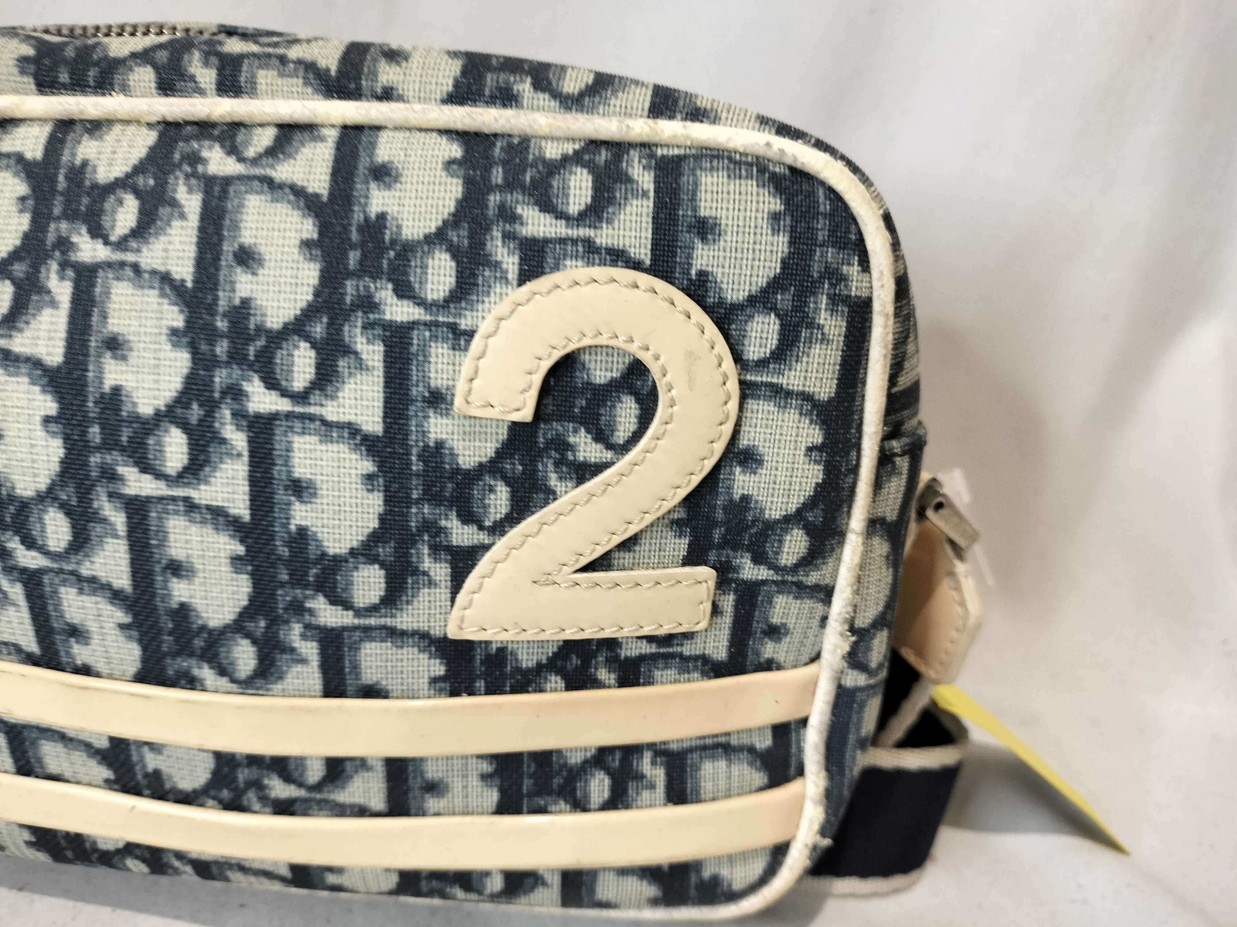Trotter No.2 Shoulder Bag — view 2