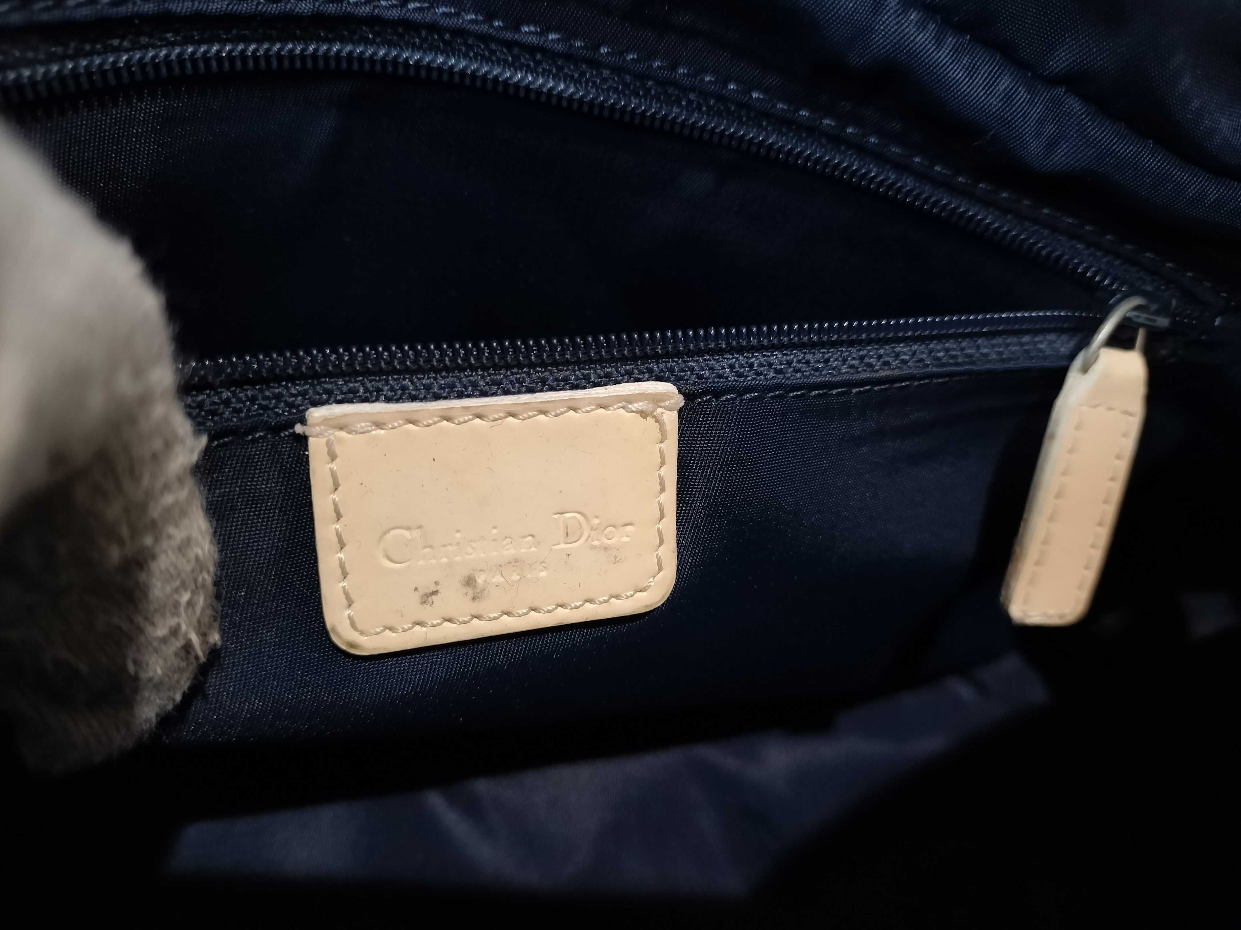 Trotter No.2 Shoulder Bag — view 12