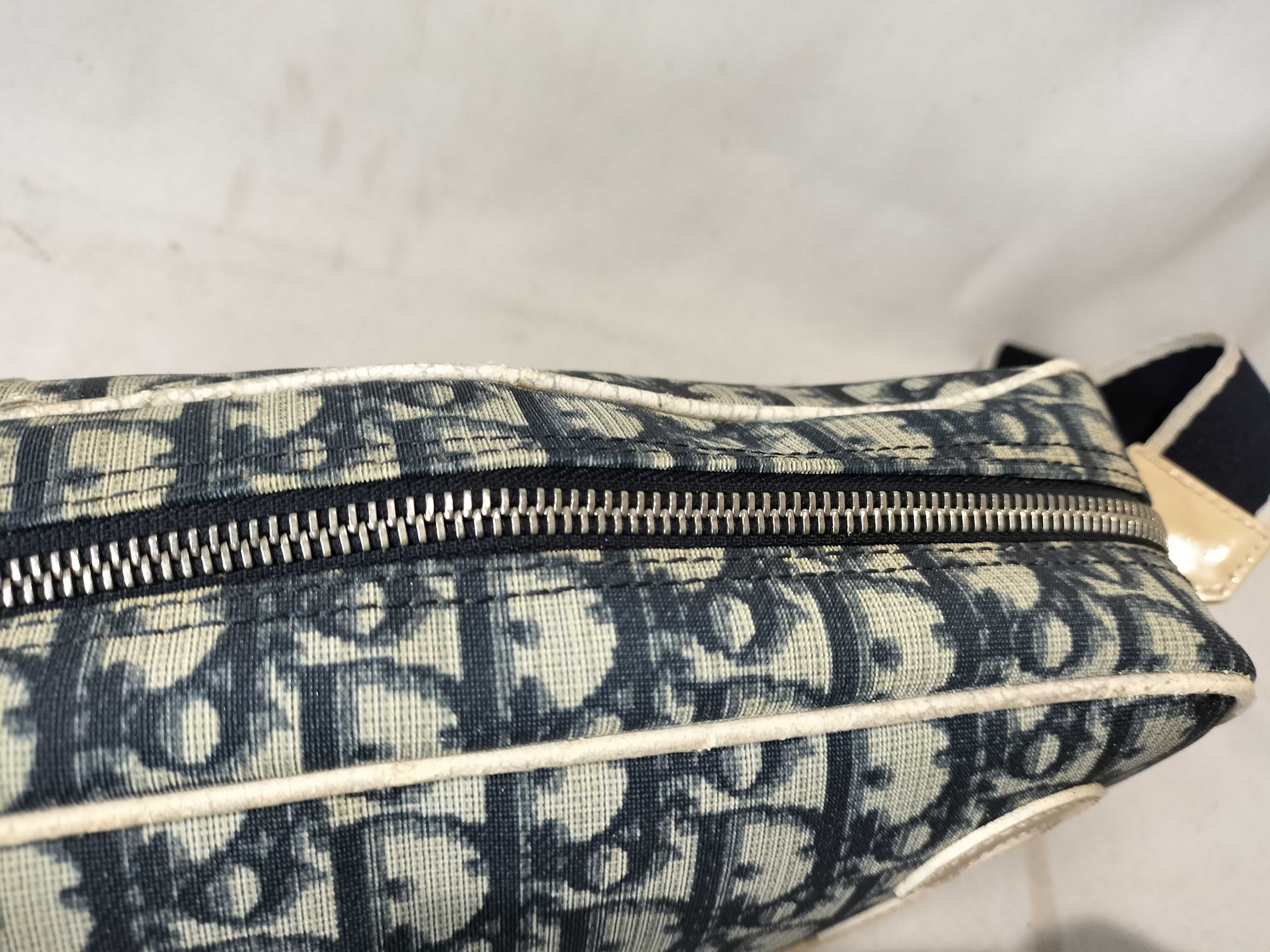 Trotter No.2 Shoulder Bag — view 9