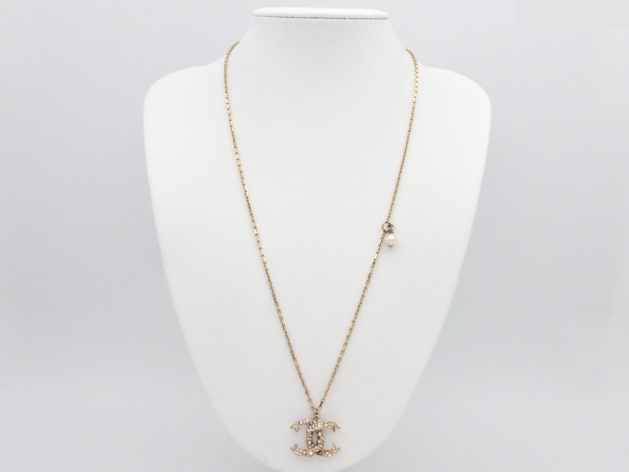 necklace, 18C, Coco Mark, rhinestones, chain approximately 60cm long. — view 3