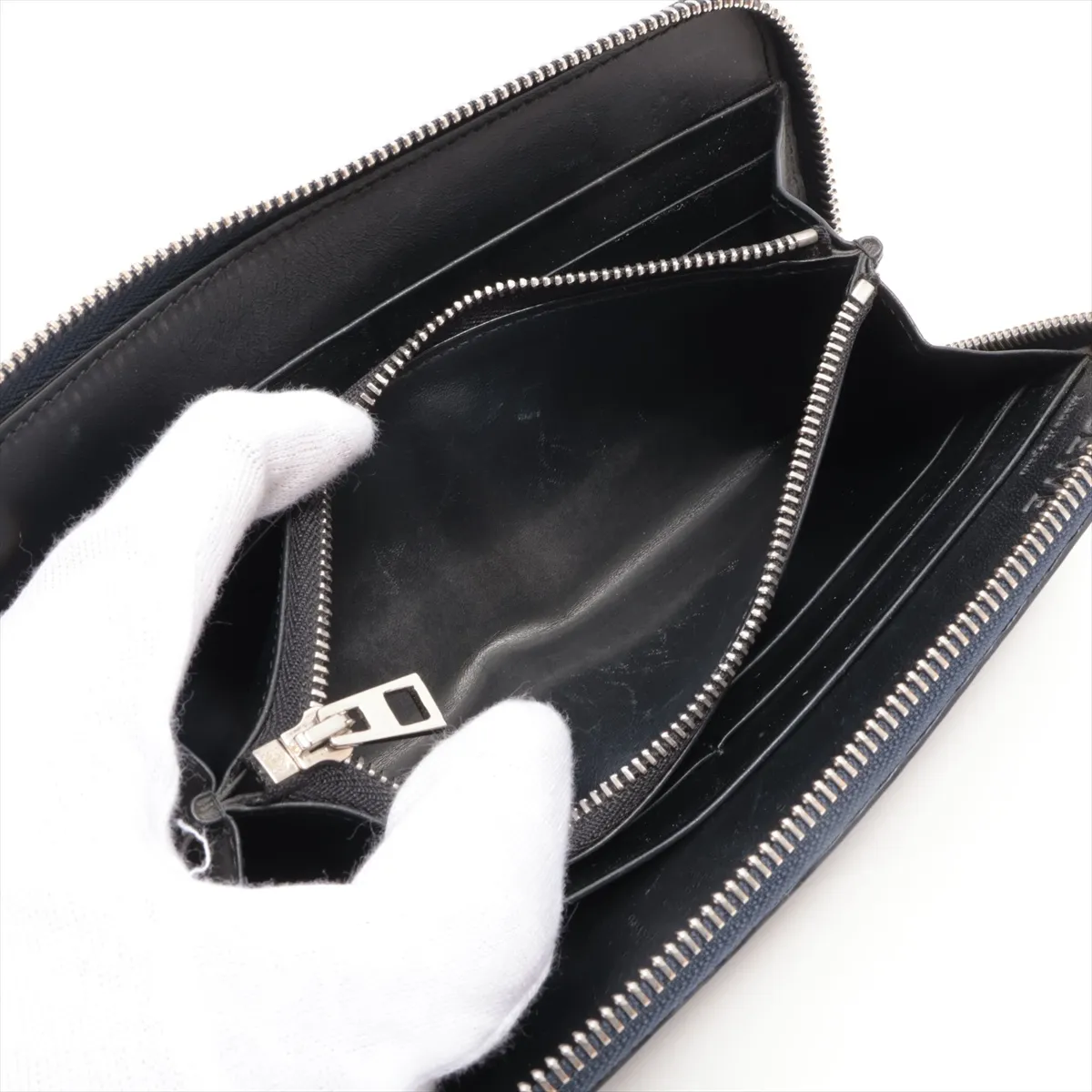 Repeat Anagram Leather Round Zip Wallet Navy — view 8