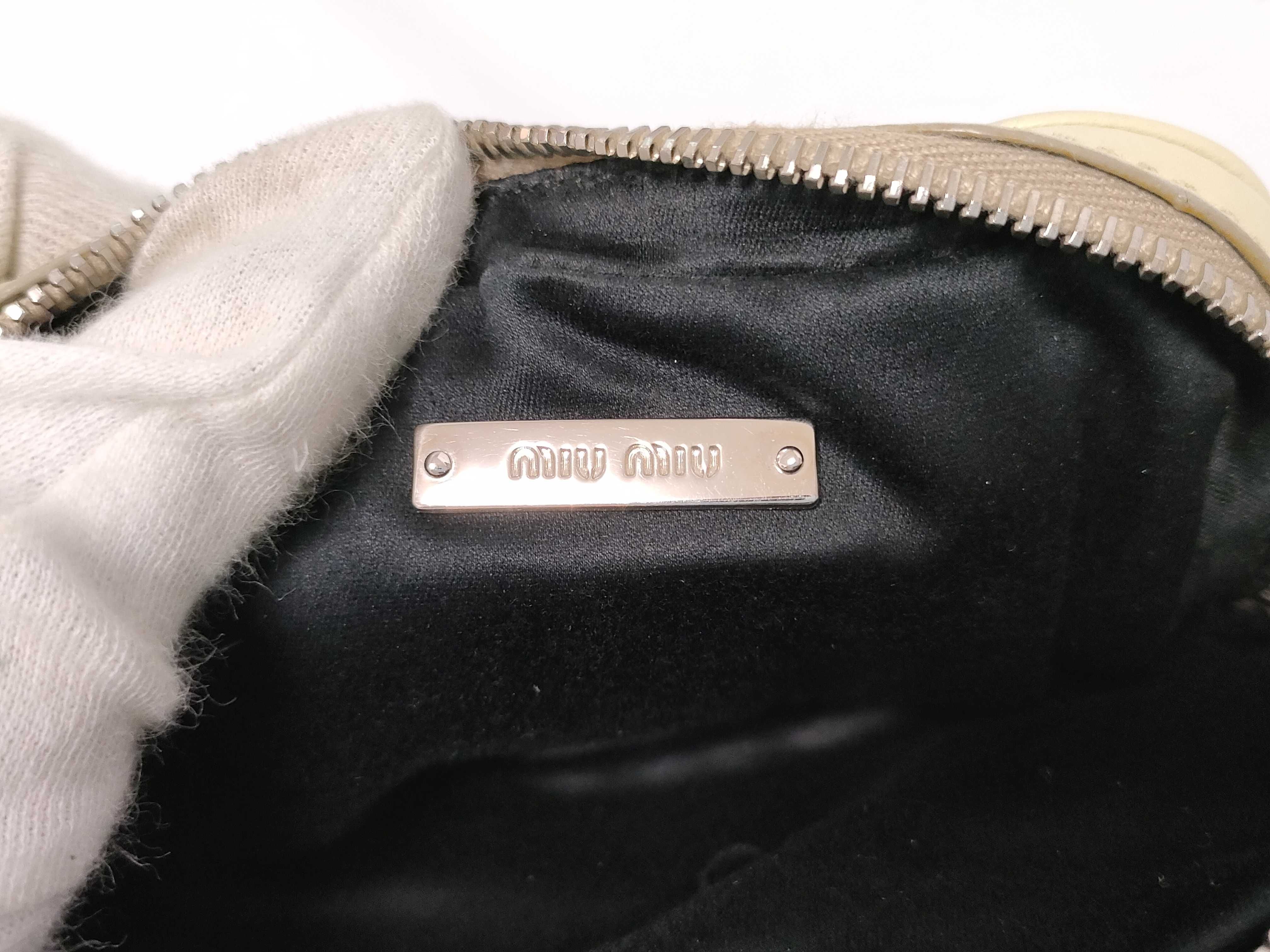 Matelassé Shoulder Bag, Chain Shoulder Bag — view 9