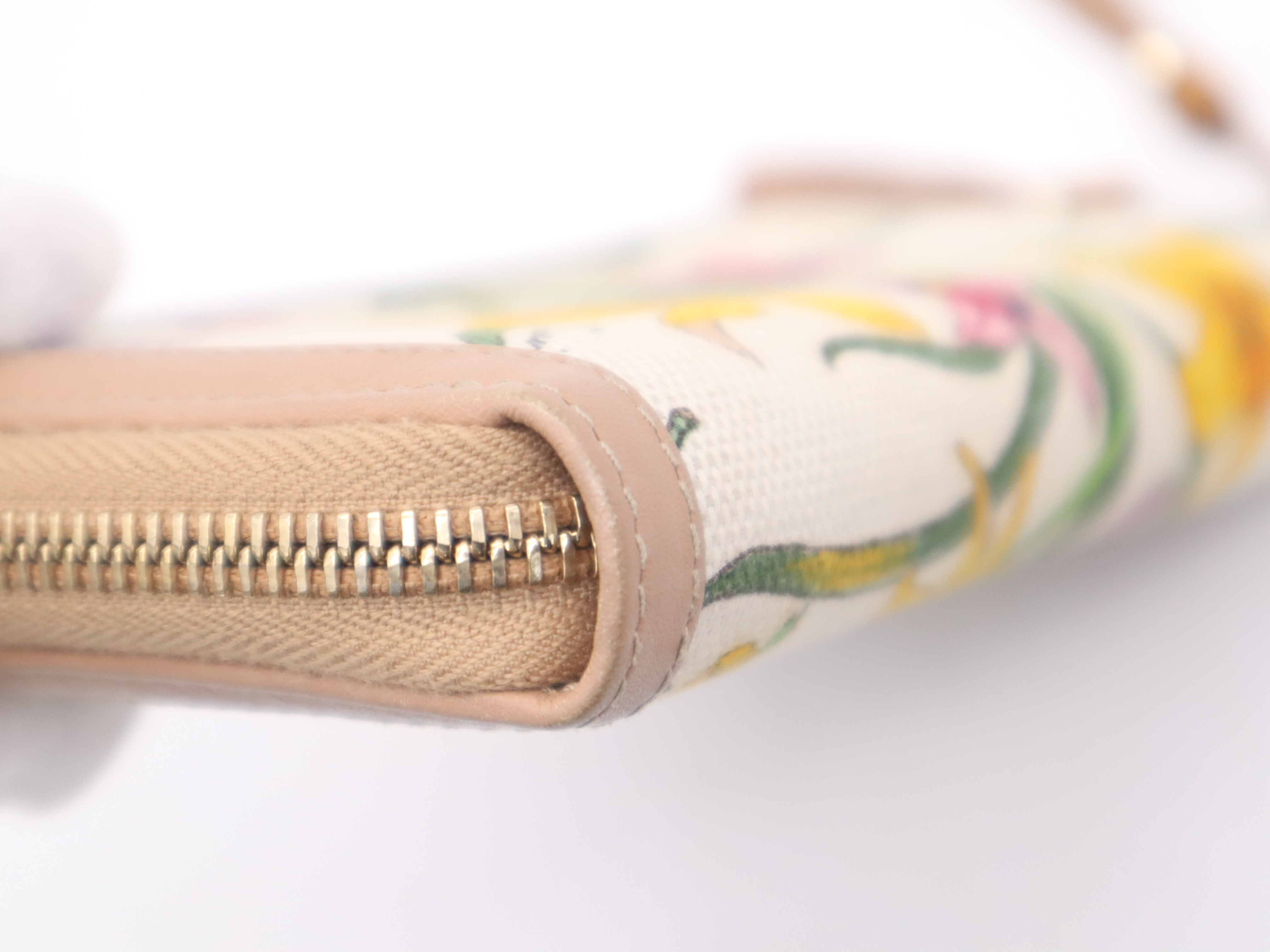 356708 Canvas/Leather/Bamboo 50th Anniversary in Japan Flora Bamboo Tassel Round Zip Long Wallet Beige Multicolor with Box — view 7