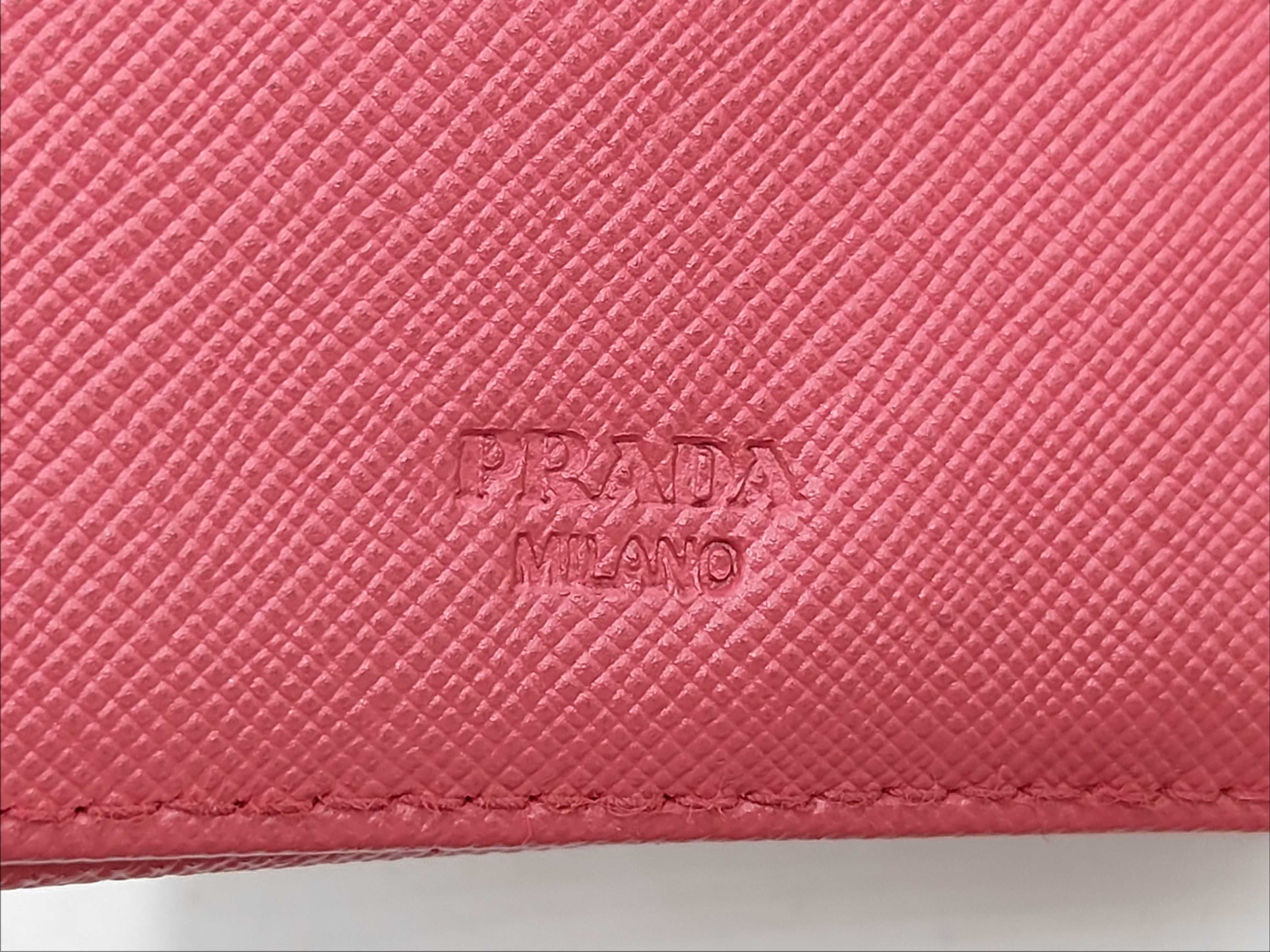 Gold Metal Logo Saffiano Medium Wallet Pink 1M1404 Wallet — view 12