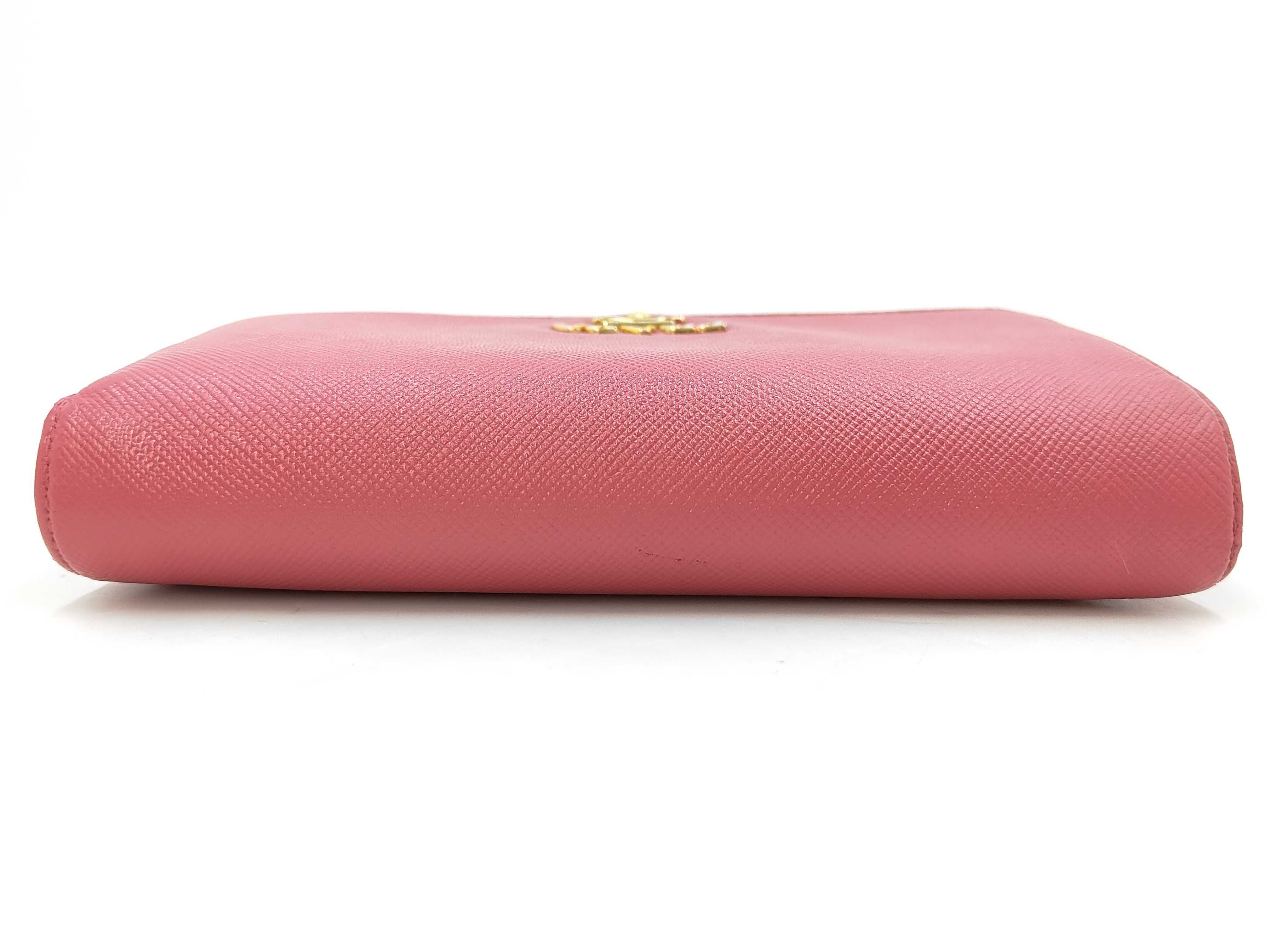 Gold Metal Logo Saffiano Medium Wallet Pink 1M1404 Wallet — view 5