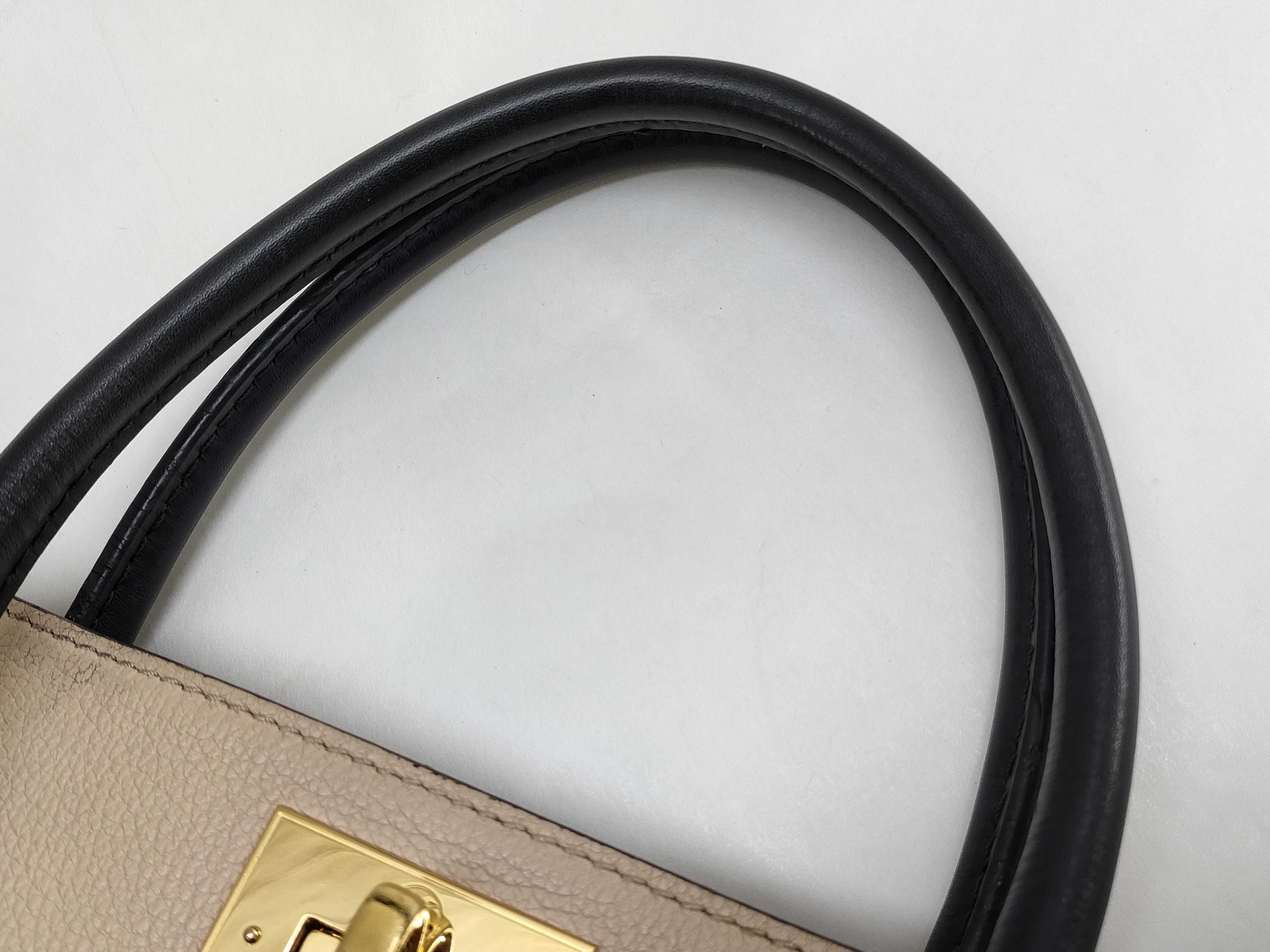 Monogram Louis Vuitton Tote Bag Handbag — view 3