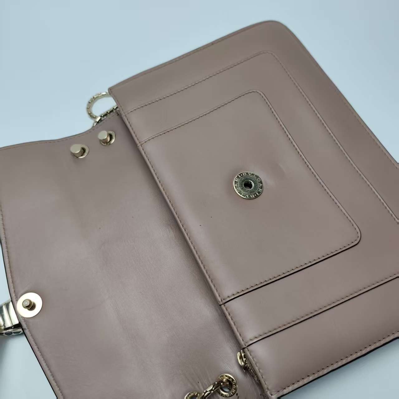 【*Shipped from: China*】BVLGARI Bulgari Serpenti Forever Leather Shoulder Bag — view 8