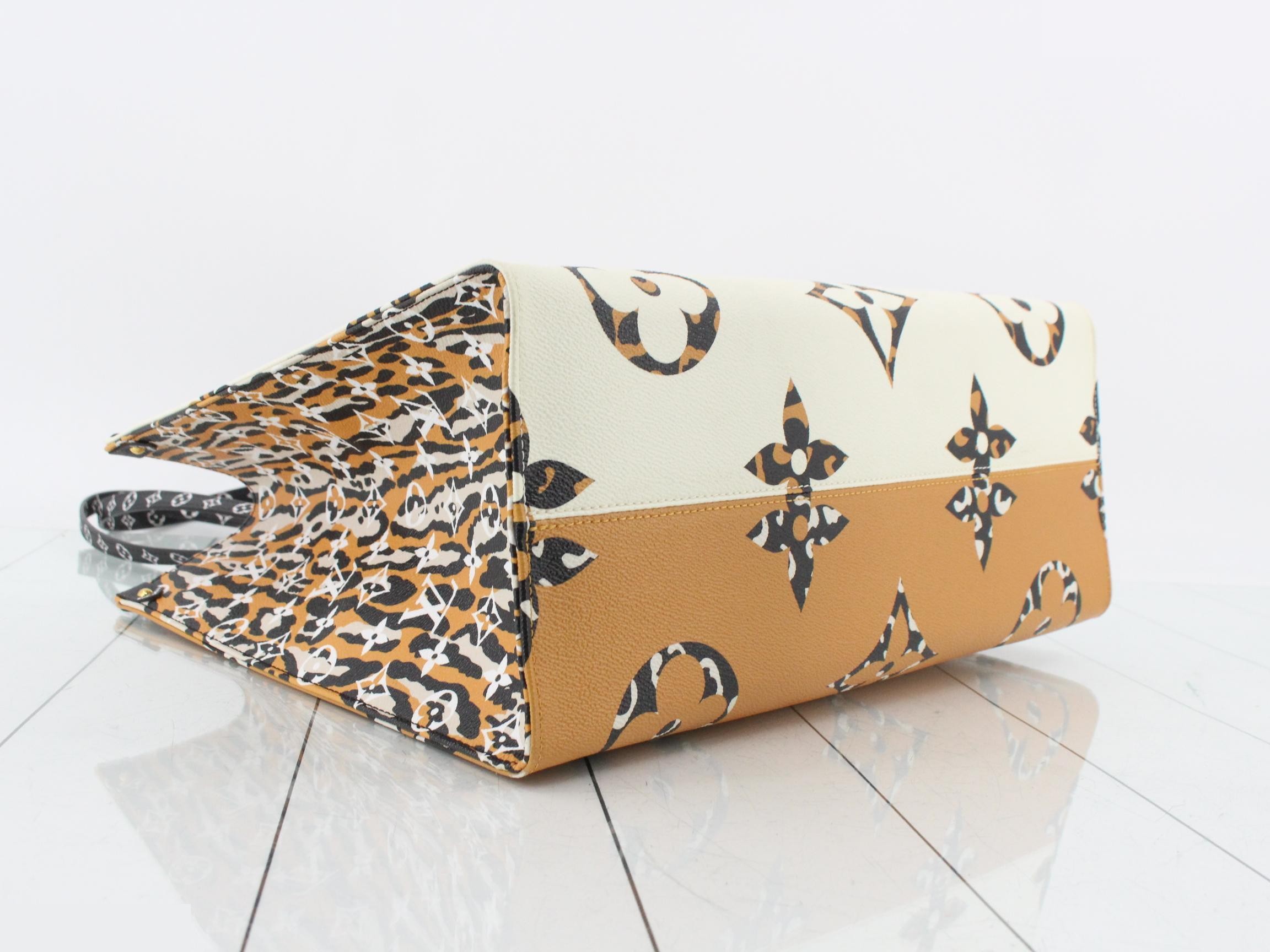 Monogram Jungle OnTheGo GM 2-Way Tote Bag — view 5