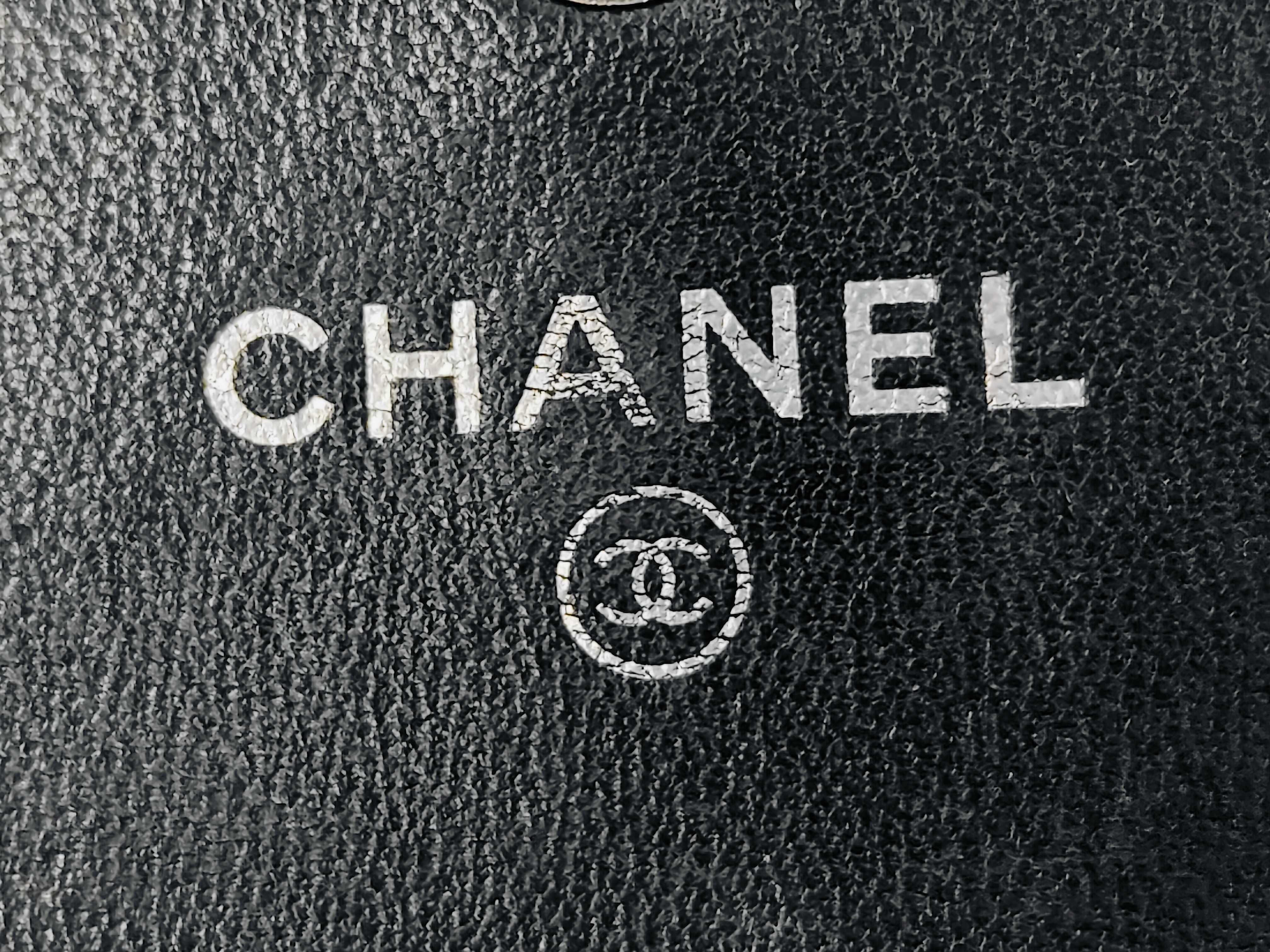 Matelassé Card Case with Coco Mark, Black Coin Purse — view 12