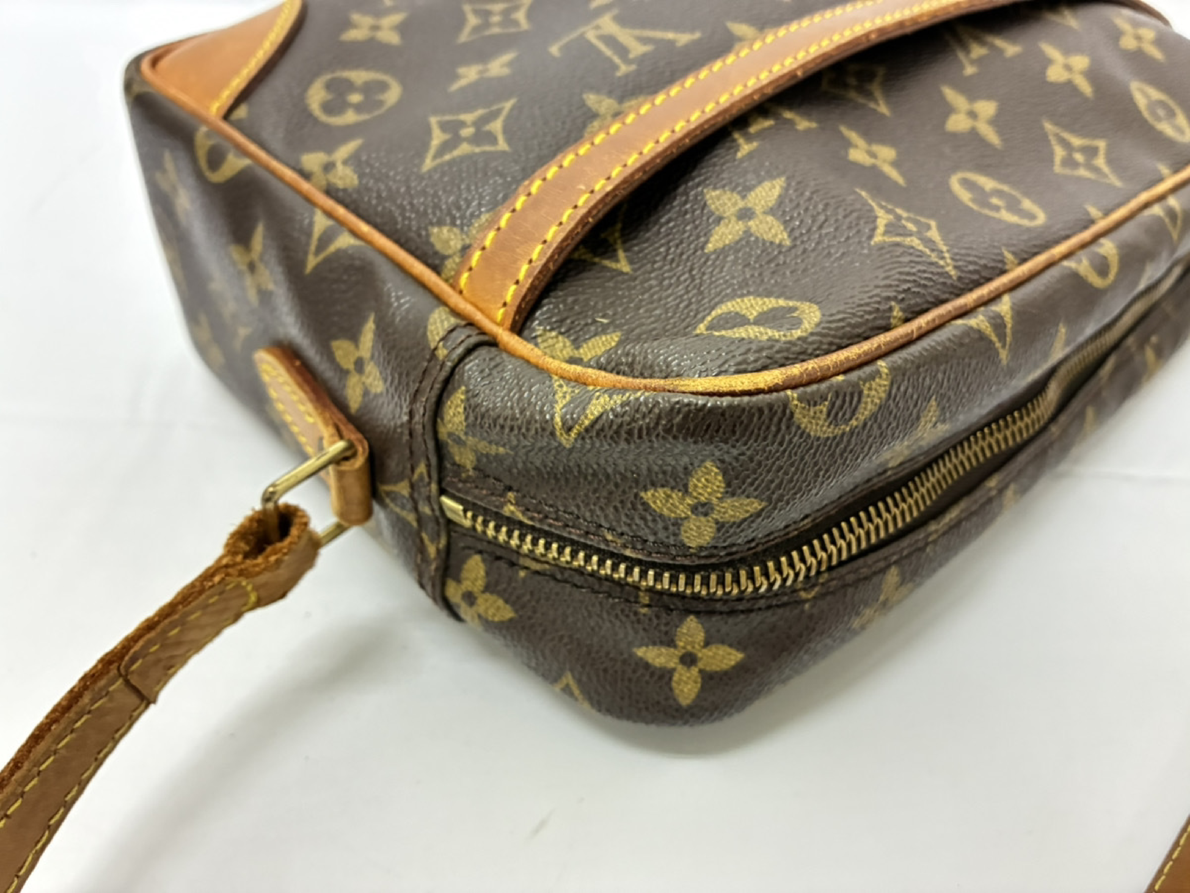 Trocadero 30 M51272 Shoulder Bag — view 5