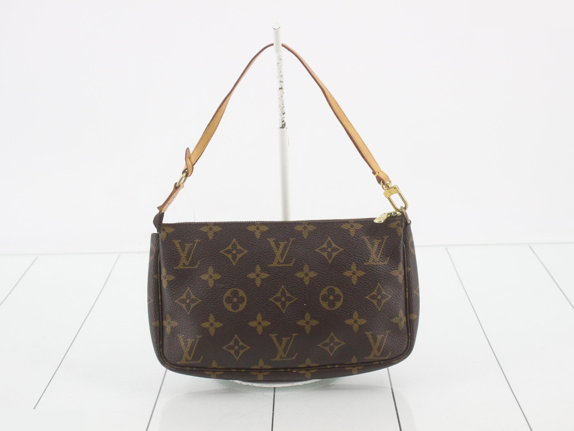 Pochette Accessoires (old model) — view 2